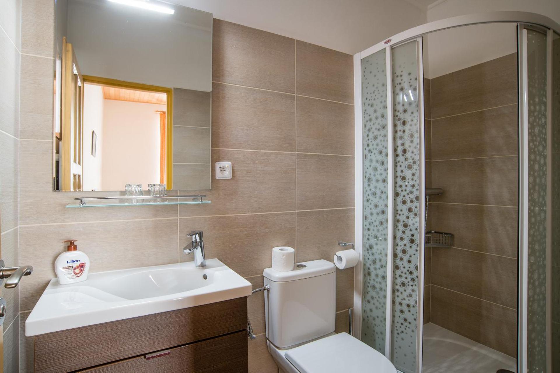 Quadruple Room with Bathroom