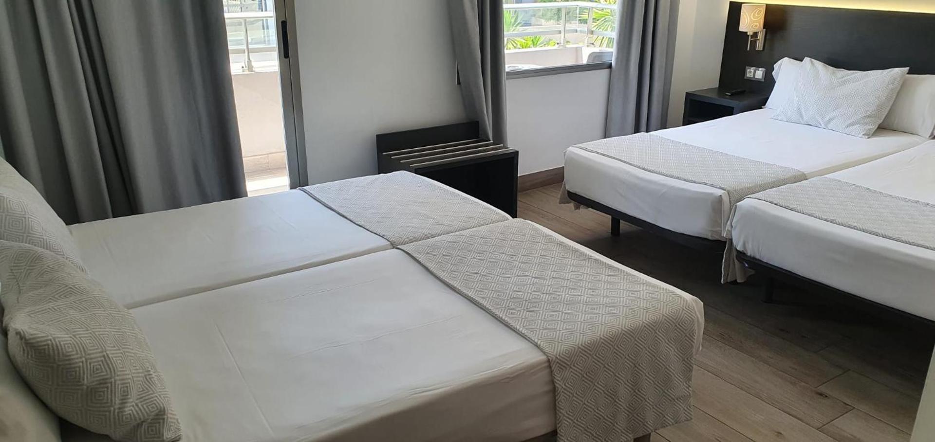 Quadruple Room with Balcony