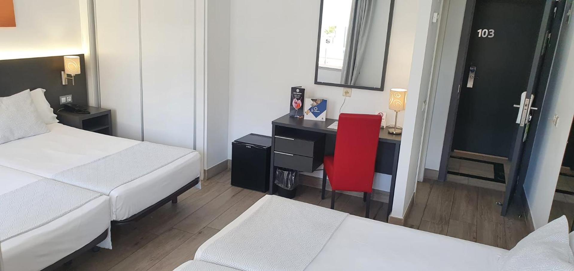 Quadruple Room with Balcony