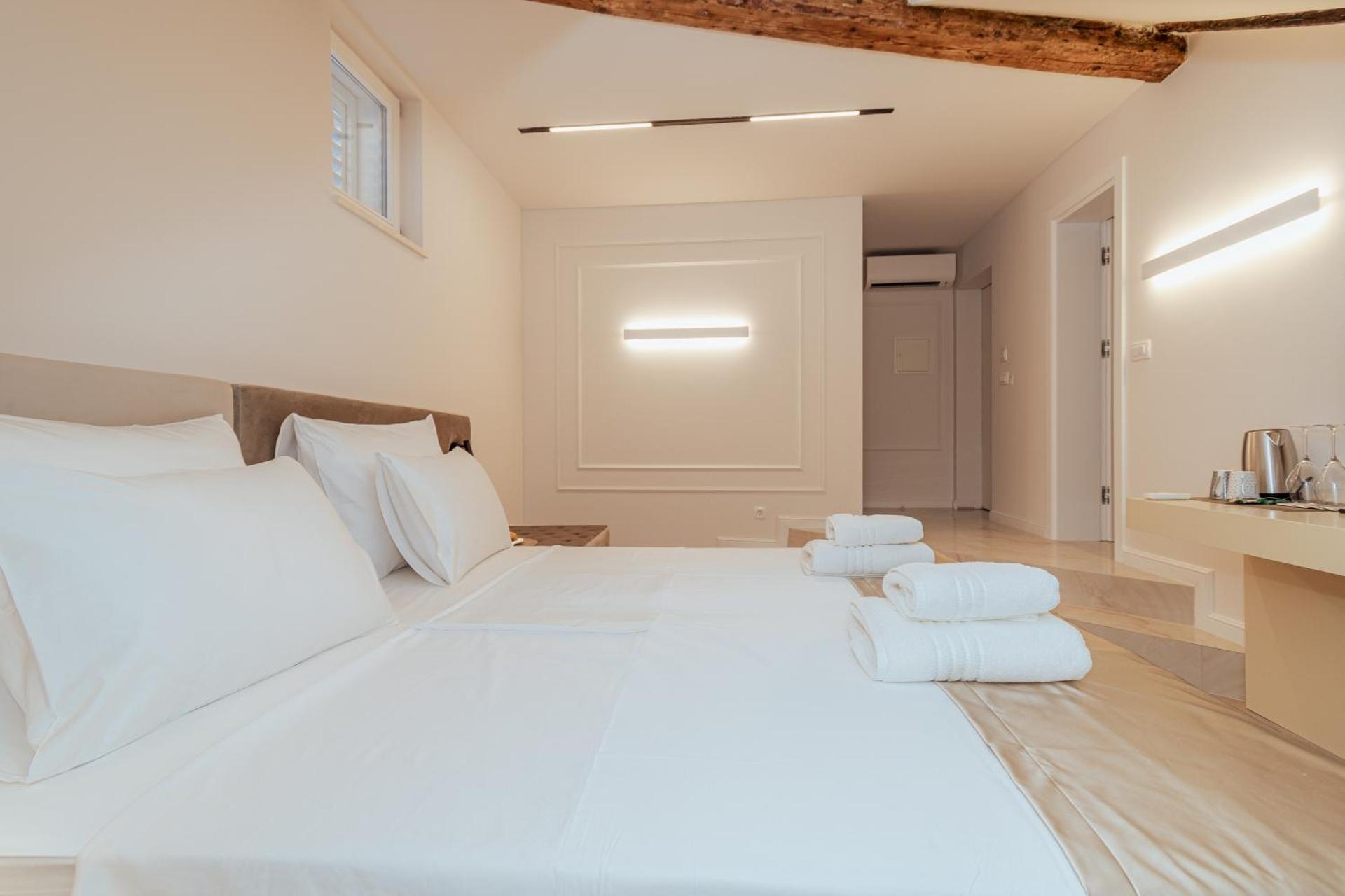 Trecento Boutique Rooms