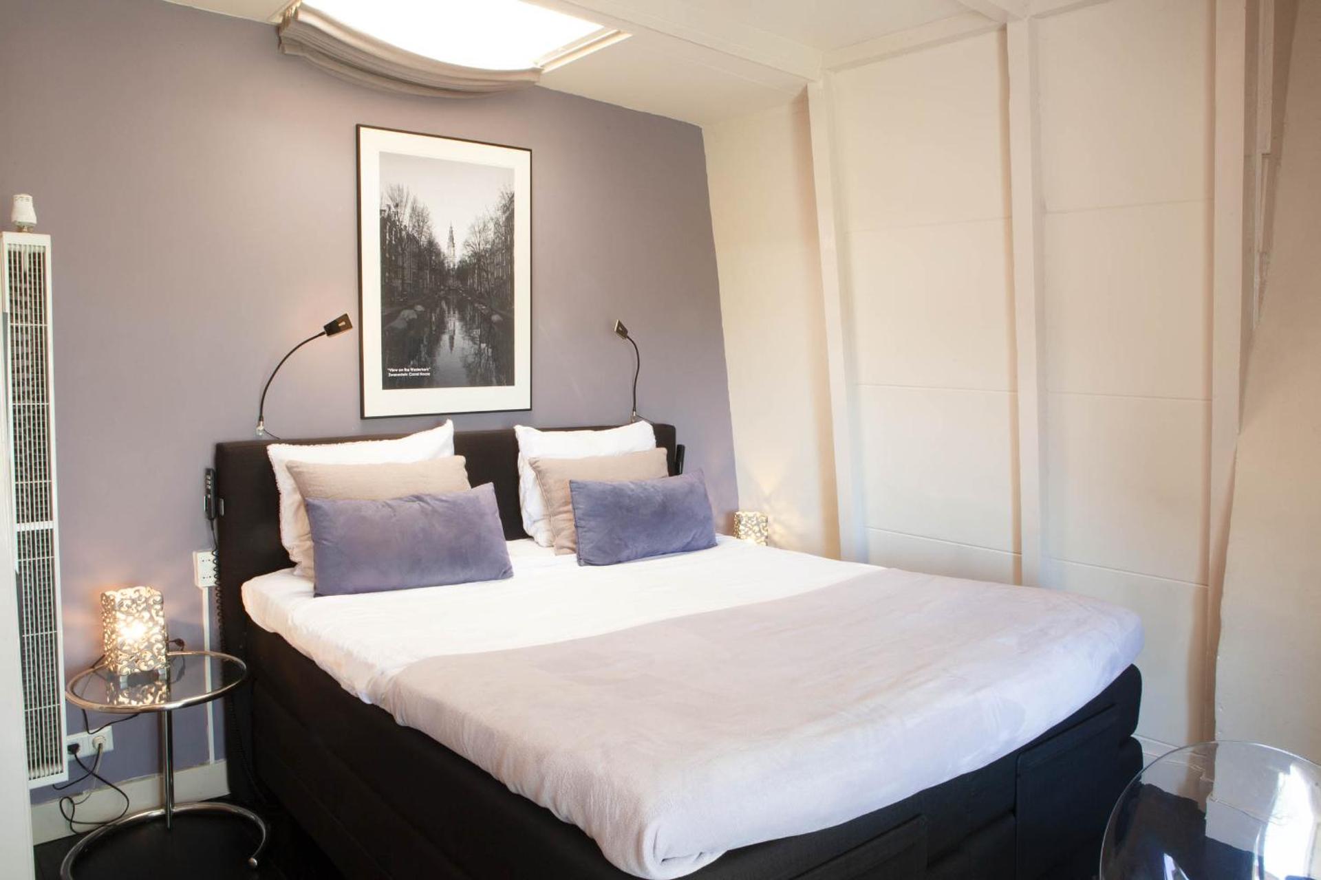 Zwanestein Canal House