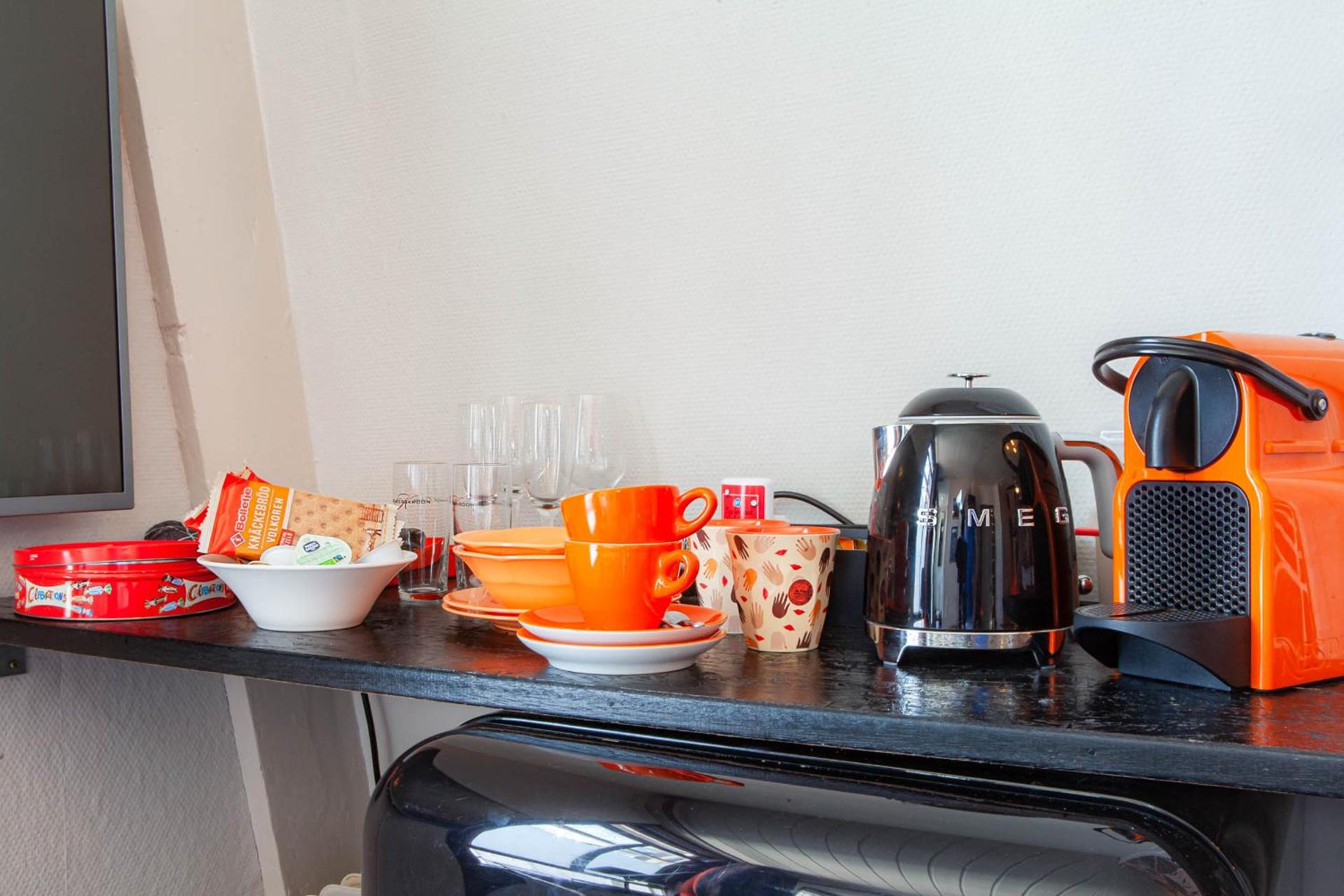 Zwanestein Canal House