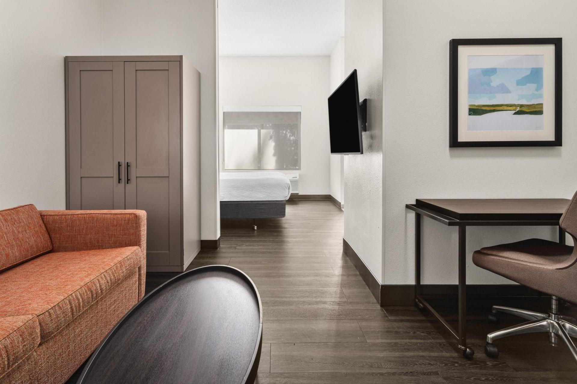 Photo of the whole room