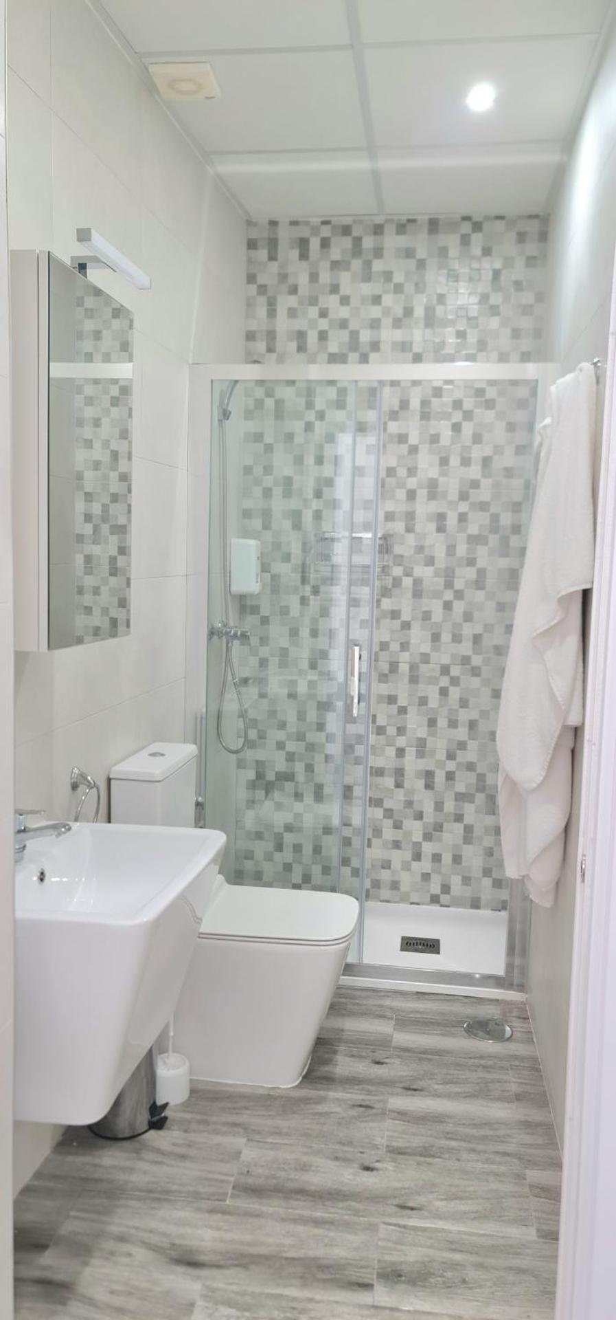 APARTAMENTOS DESAMPARADOS