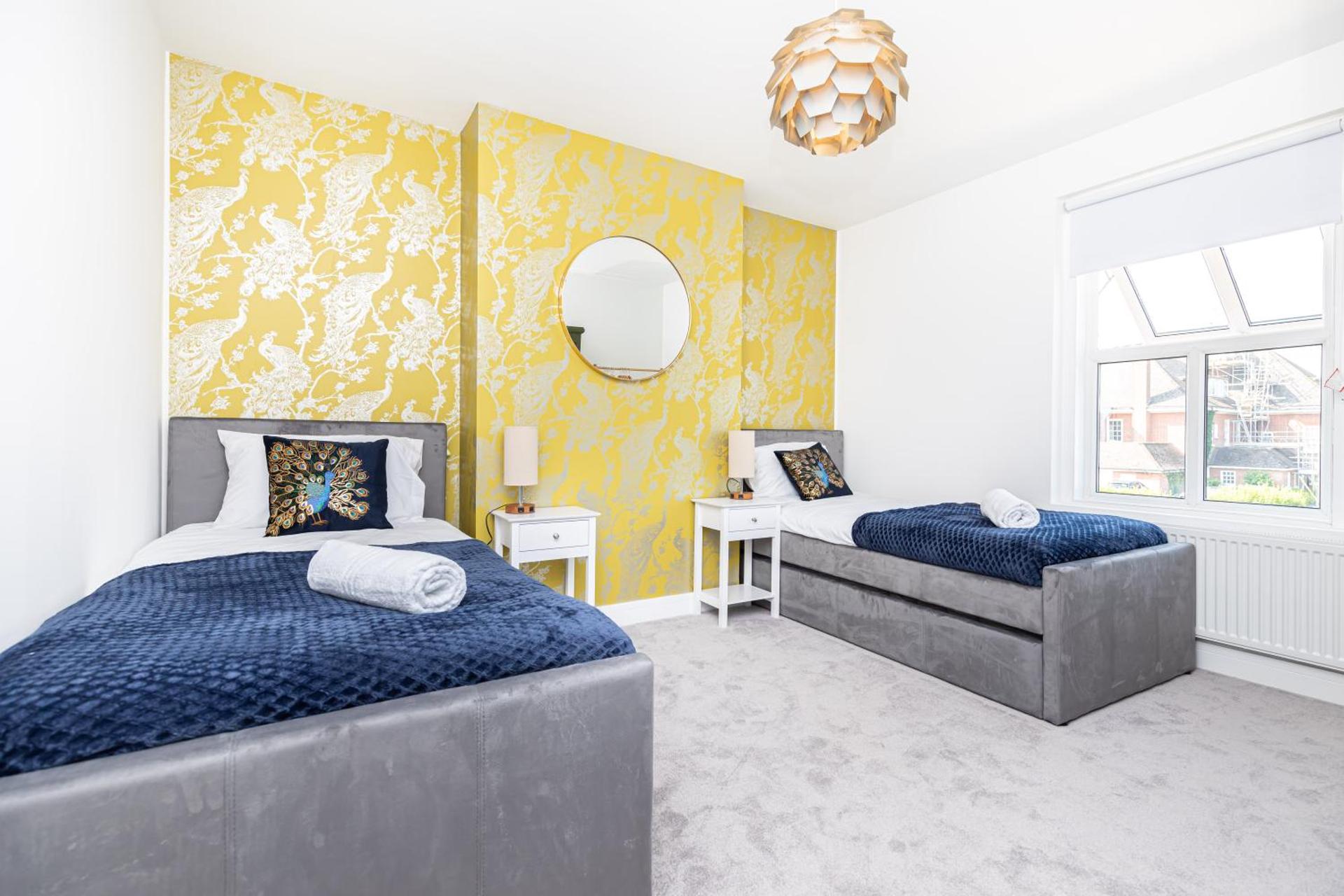 Westview Cottage bikes/chef/hot tub