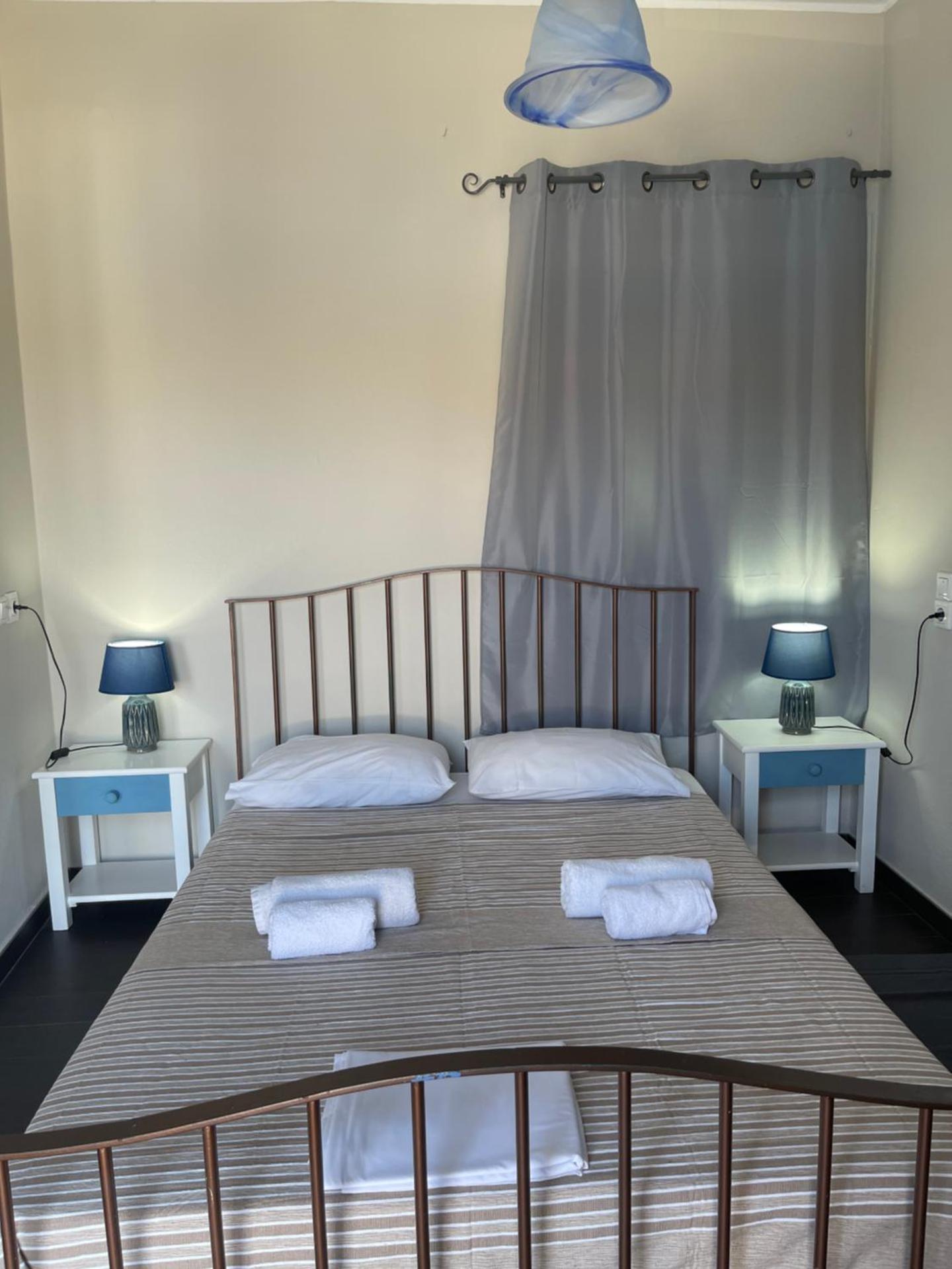 AEGEAN VIEW SEASIDE ROOMS AND STUDIOS KEA