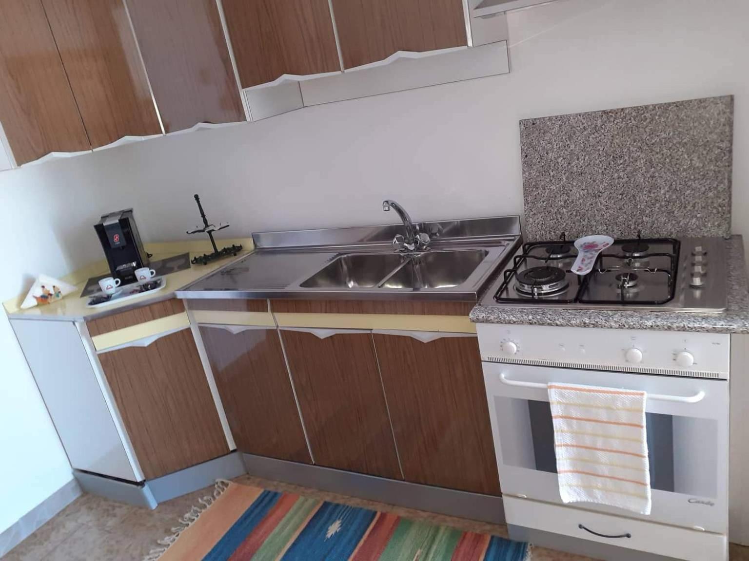 Casa dello Scoglio nel mare