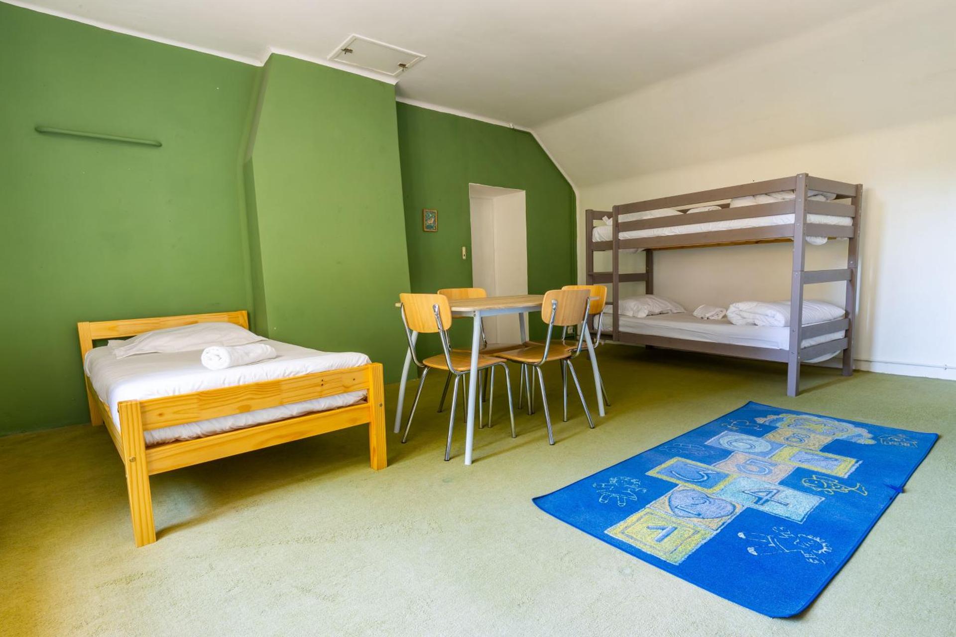 Le Gite du Chevreuil, 200 Mètres de BEAUVAL