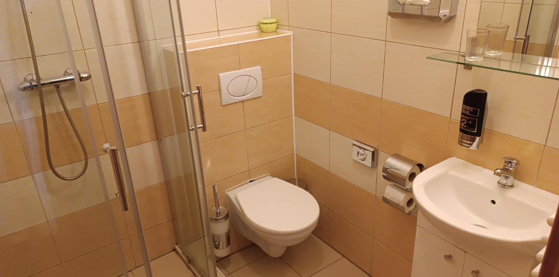 Restaurace a Penzion U Lesa