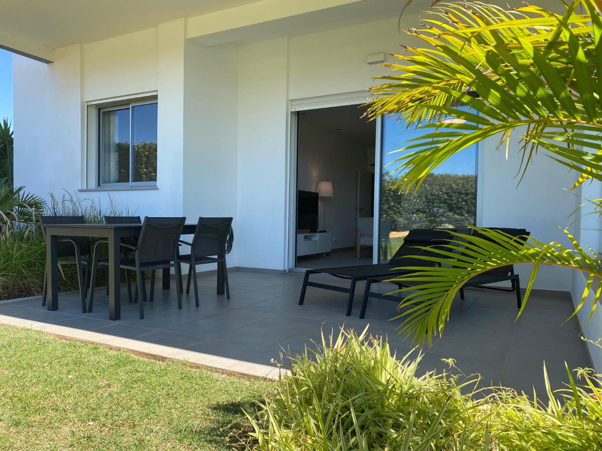 Albufeira Malpique Beach Apartment