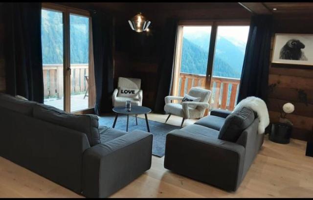 Chalet avec jacuzzi - 150 m des remontées