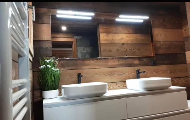 Chalet avec jacuzzi - 150 m des remontées