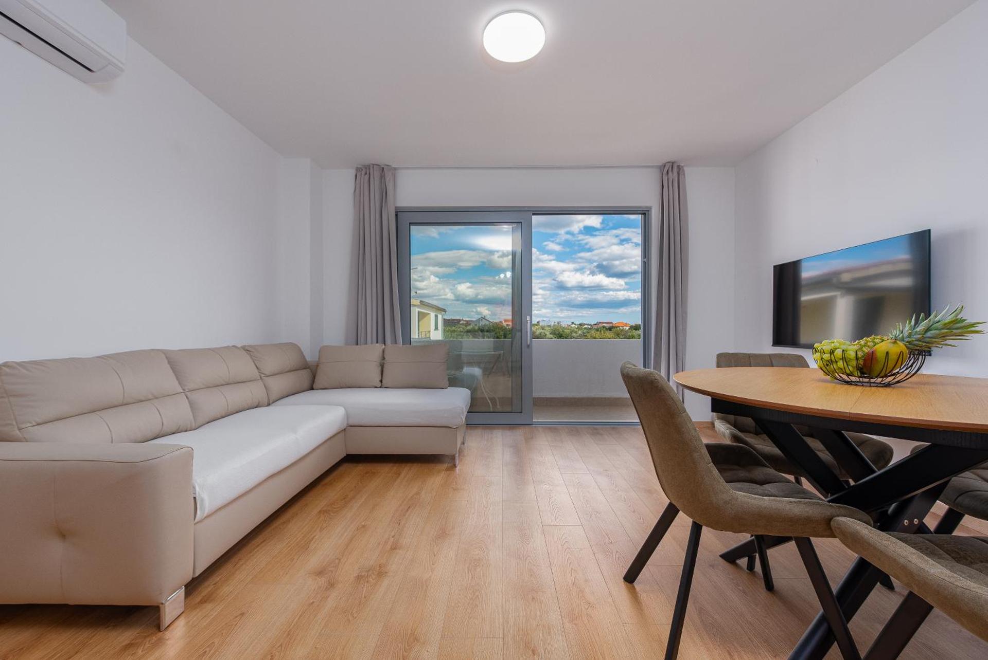 Two-Bedroom Deluxe Apartment with Balcony