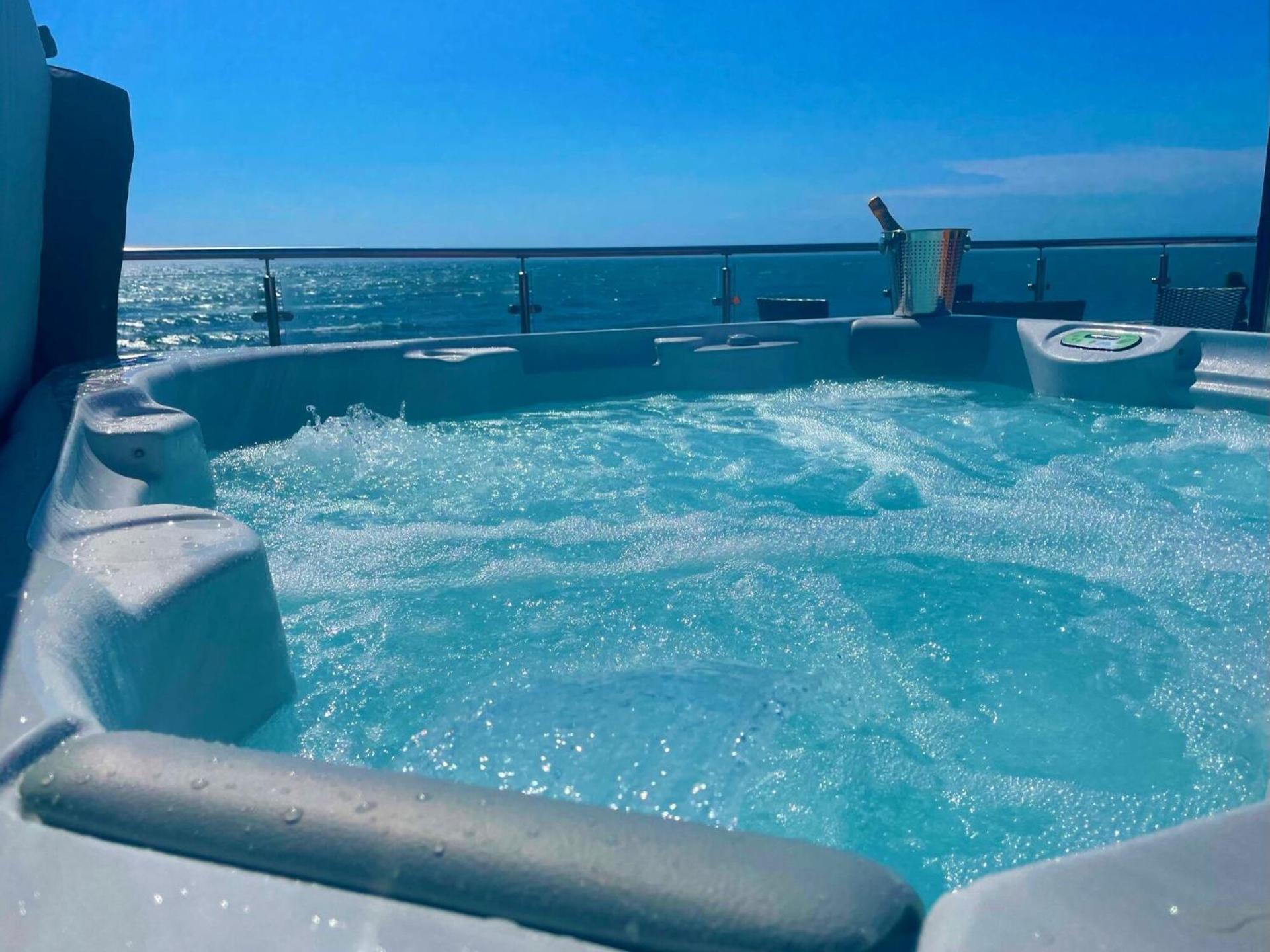 4 Sinclair bay lodges