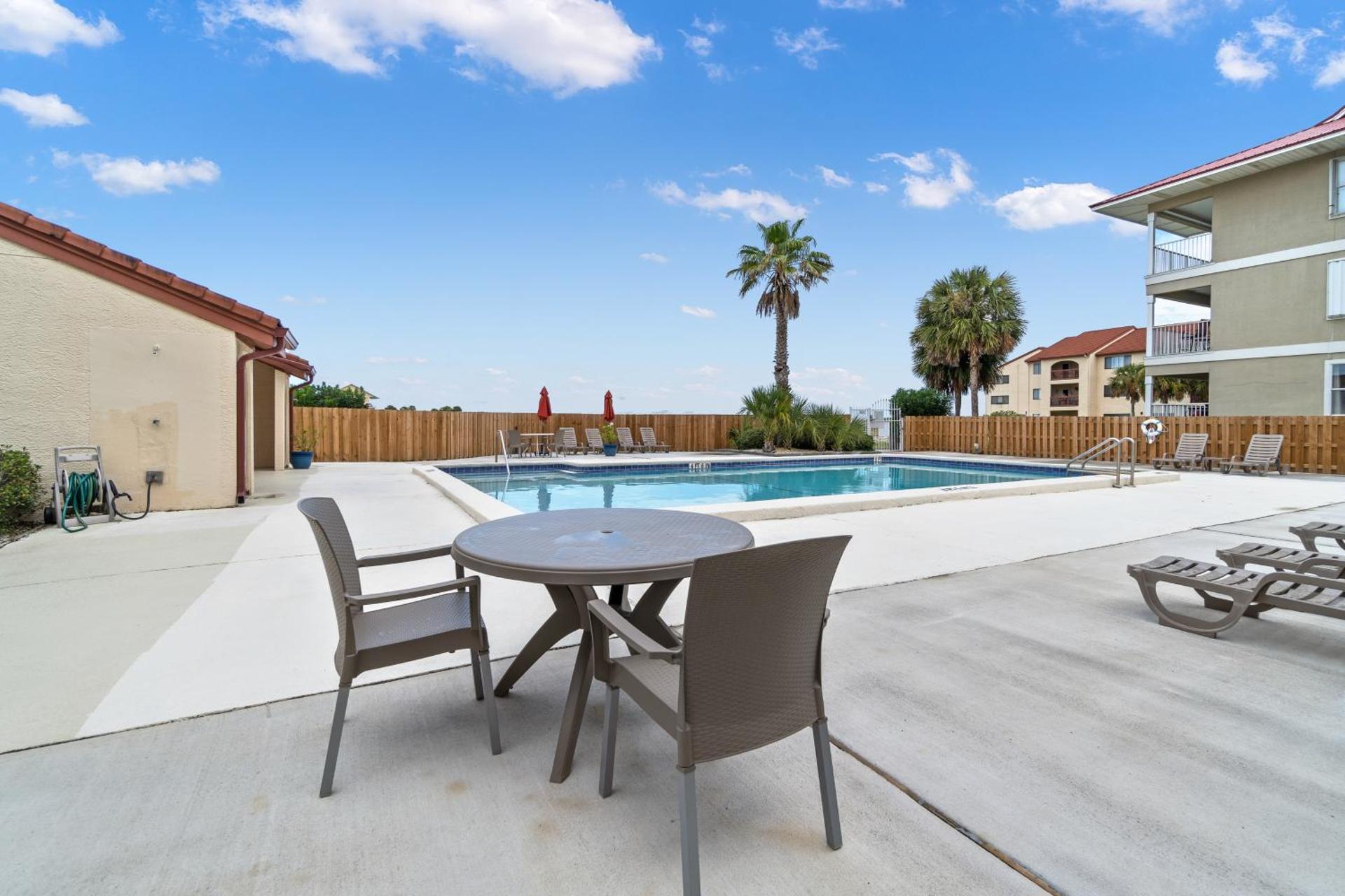 Sunset Harbor Palms 1-311