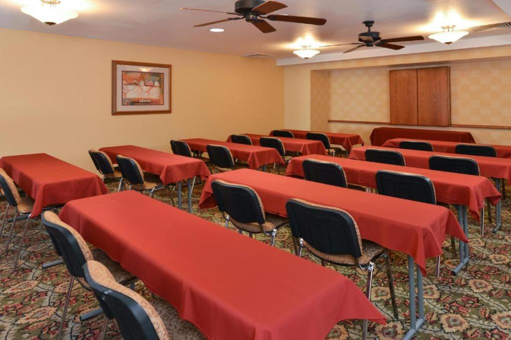 MK HOTELS EXTENDED STAY Tempe - Phoenix Airport - Scottsdale