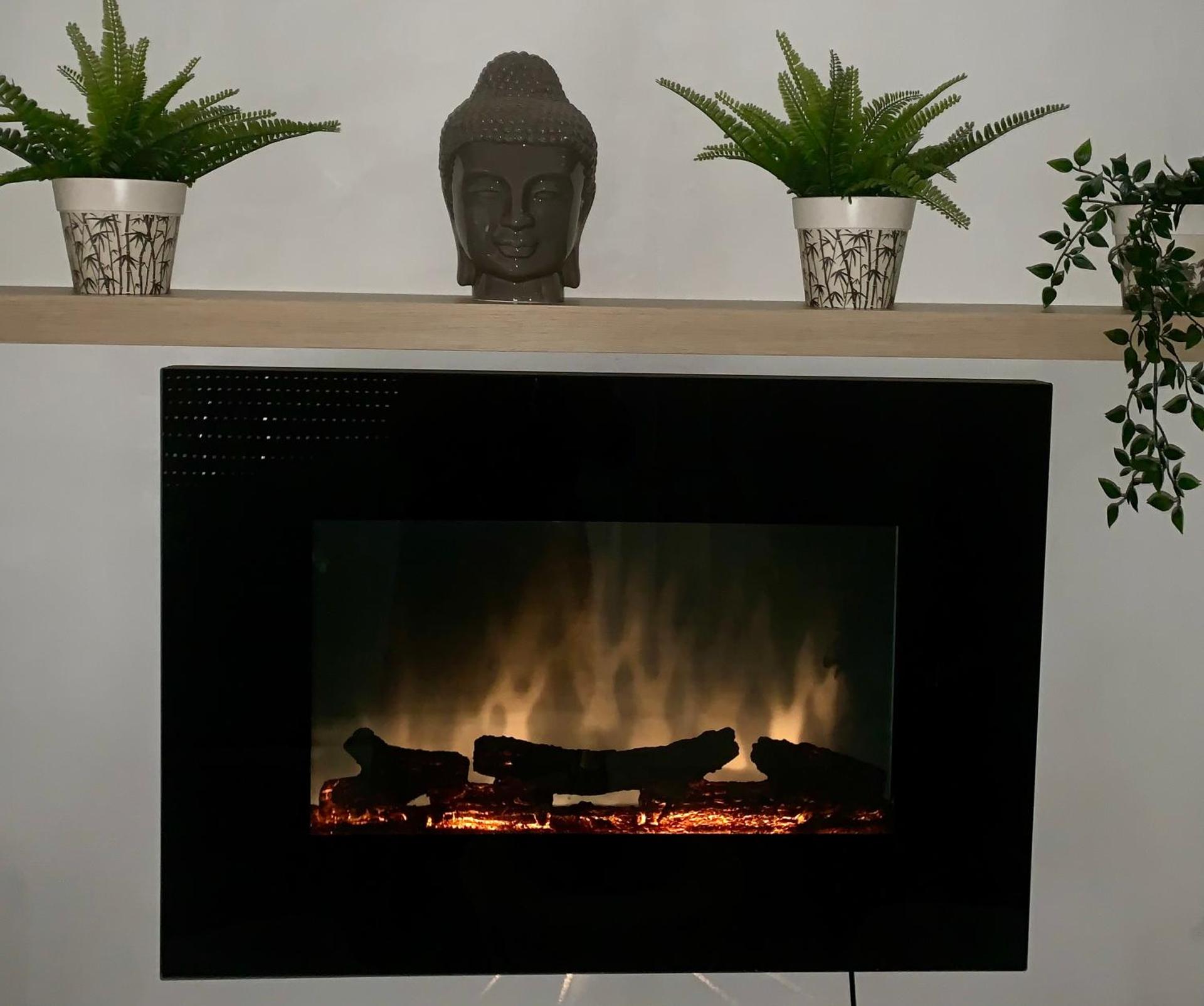 Chez SOPHIE, logement avec jacuzzi et salle cinéma