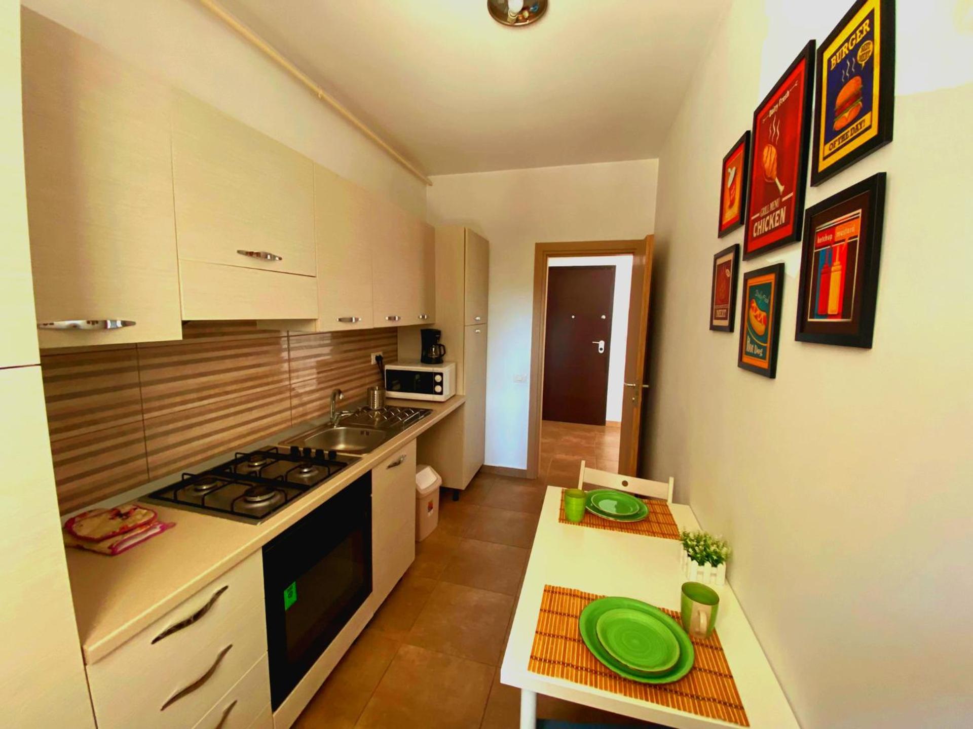 Bellagio - Cozy Apartment with Free Parking & Gym