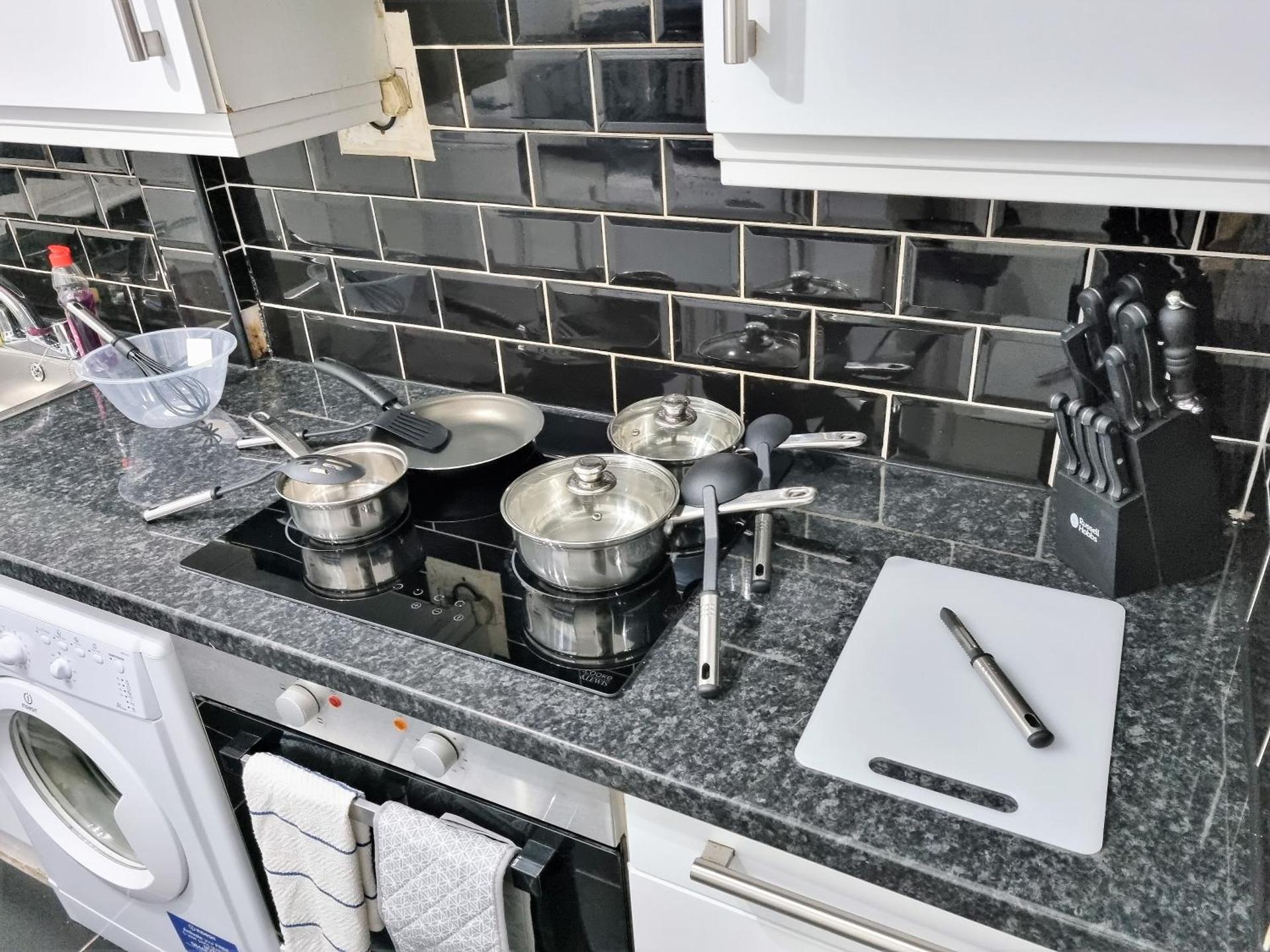 *10OR* Setup for your most relaxed & amazing stay + Free Parking + Free Fast WiFi *