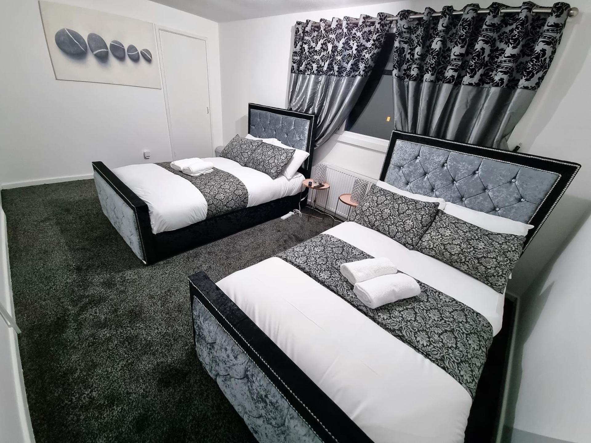 *10OR* Setup for your most relaxed & amazing stay + Free Parking + Free Fast WiFi *