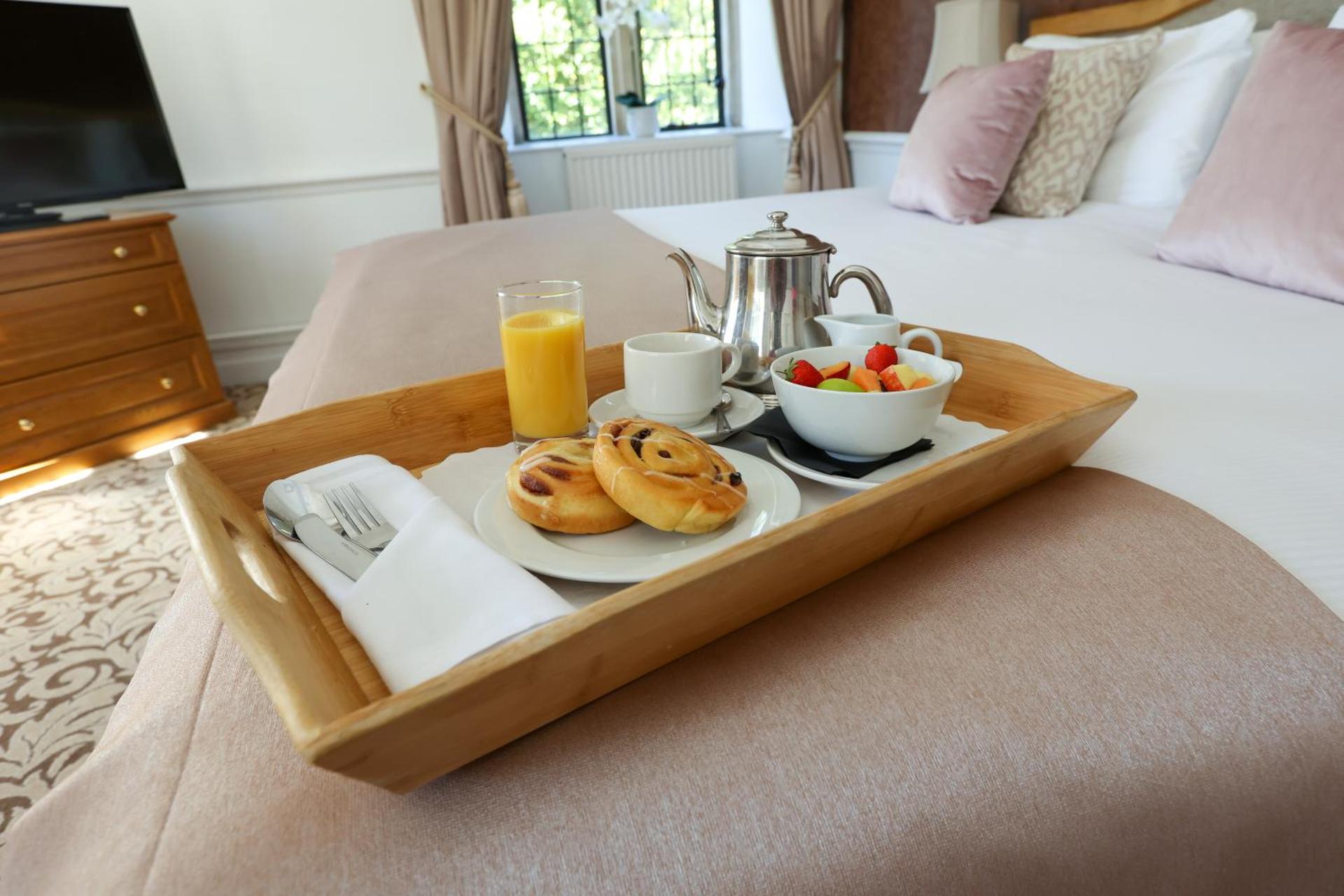 Deluxe King Room - Non-Smoking