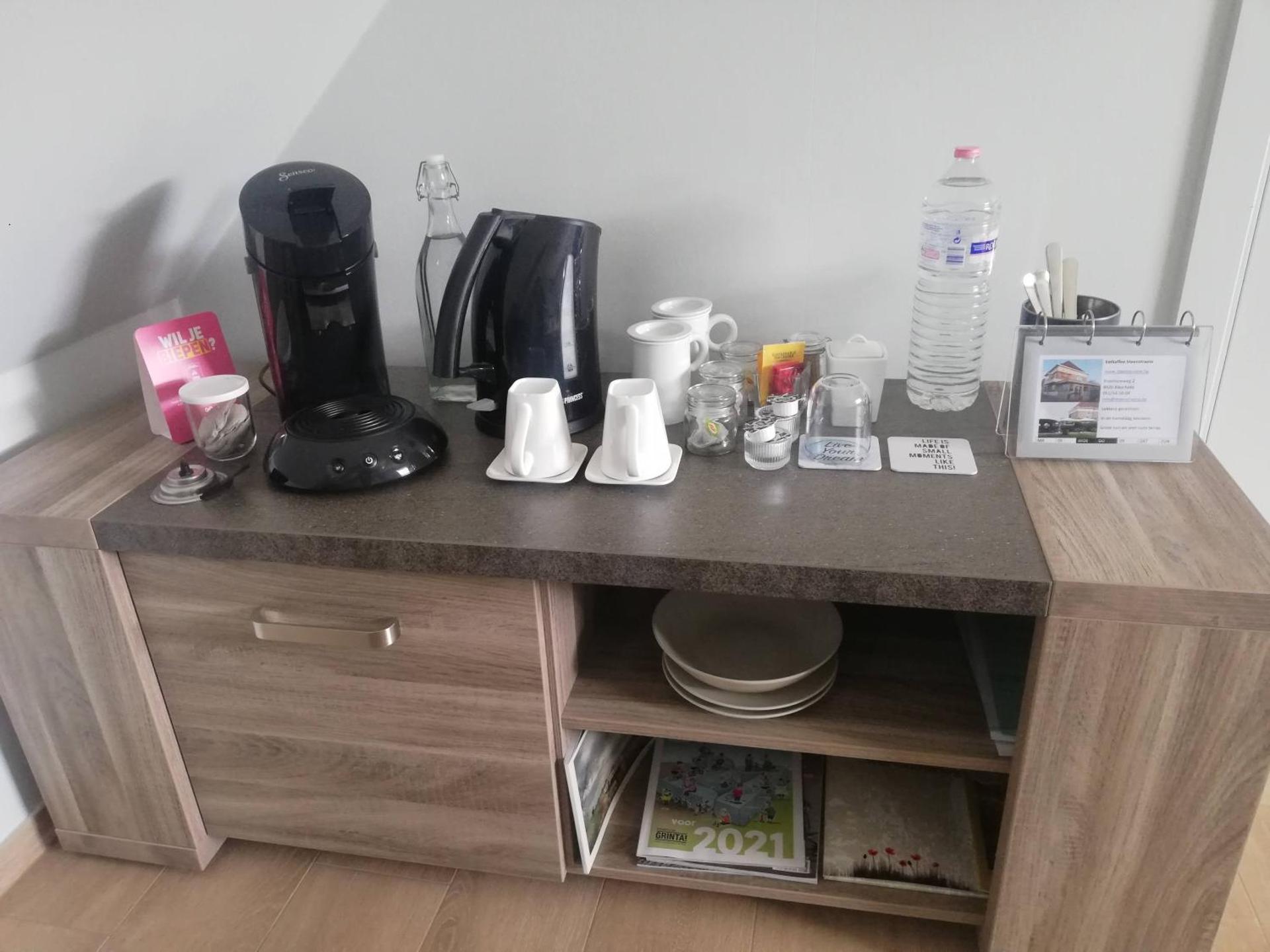 Coffee/tea facilities