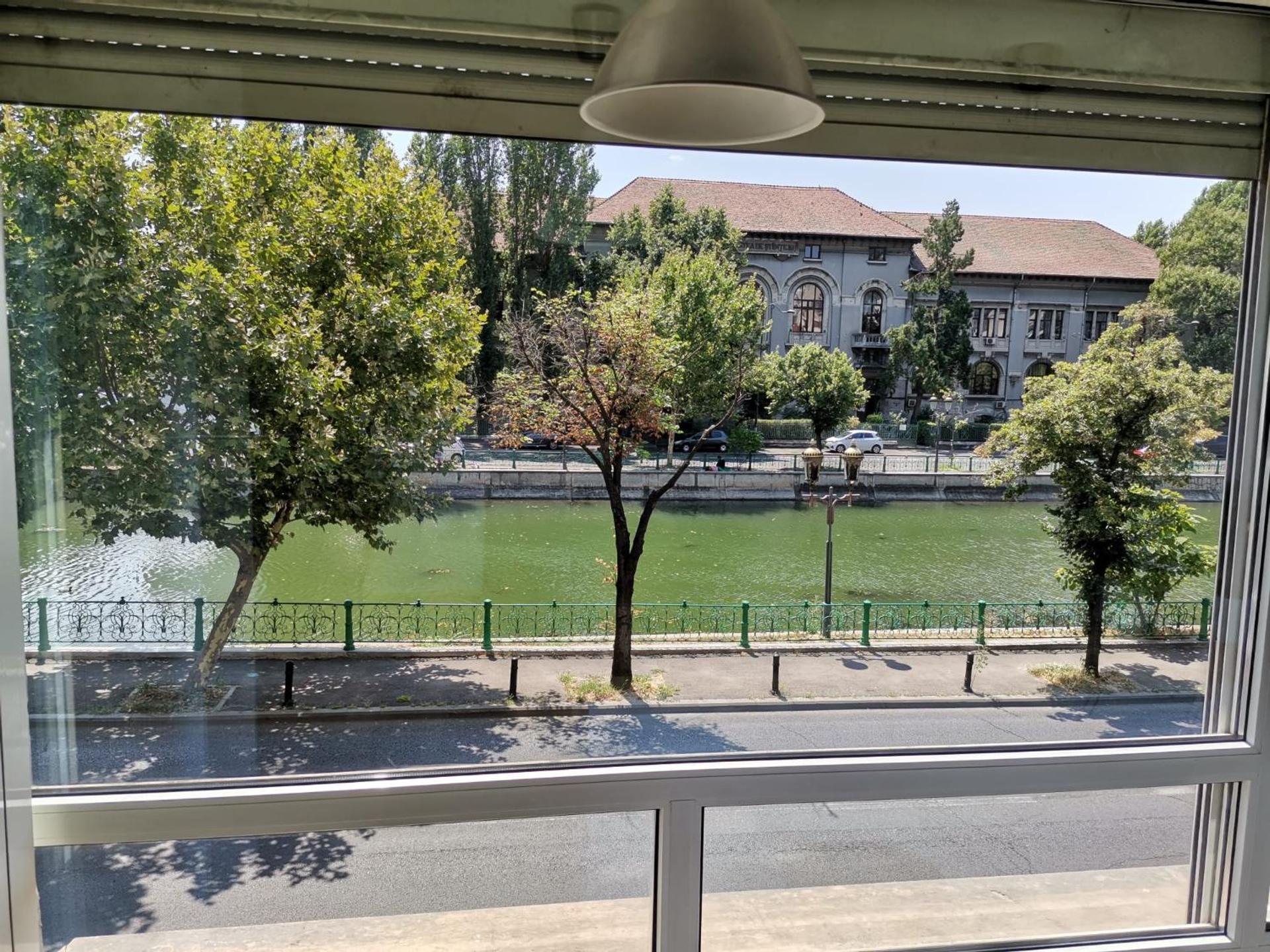 RIVER VIEW - Izvor Studio