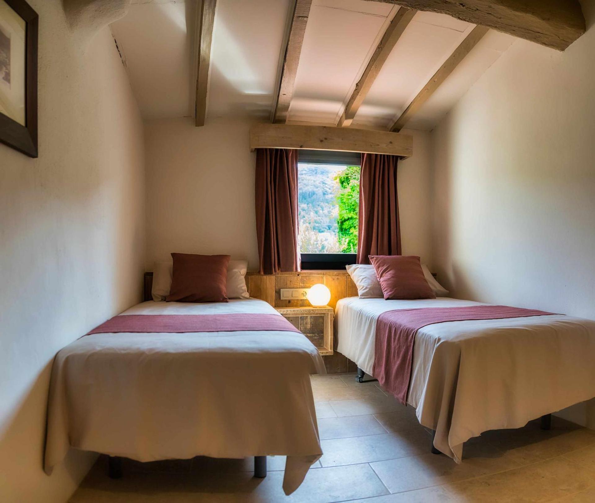 El Molino de Besalú Casa con jardín