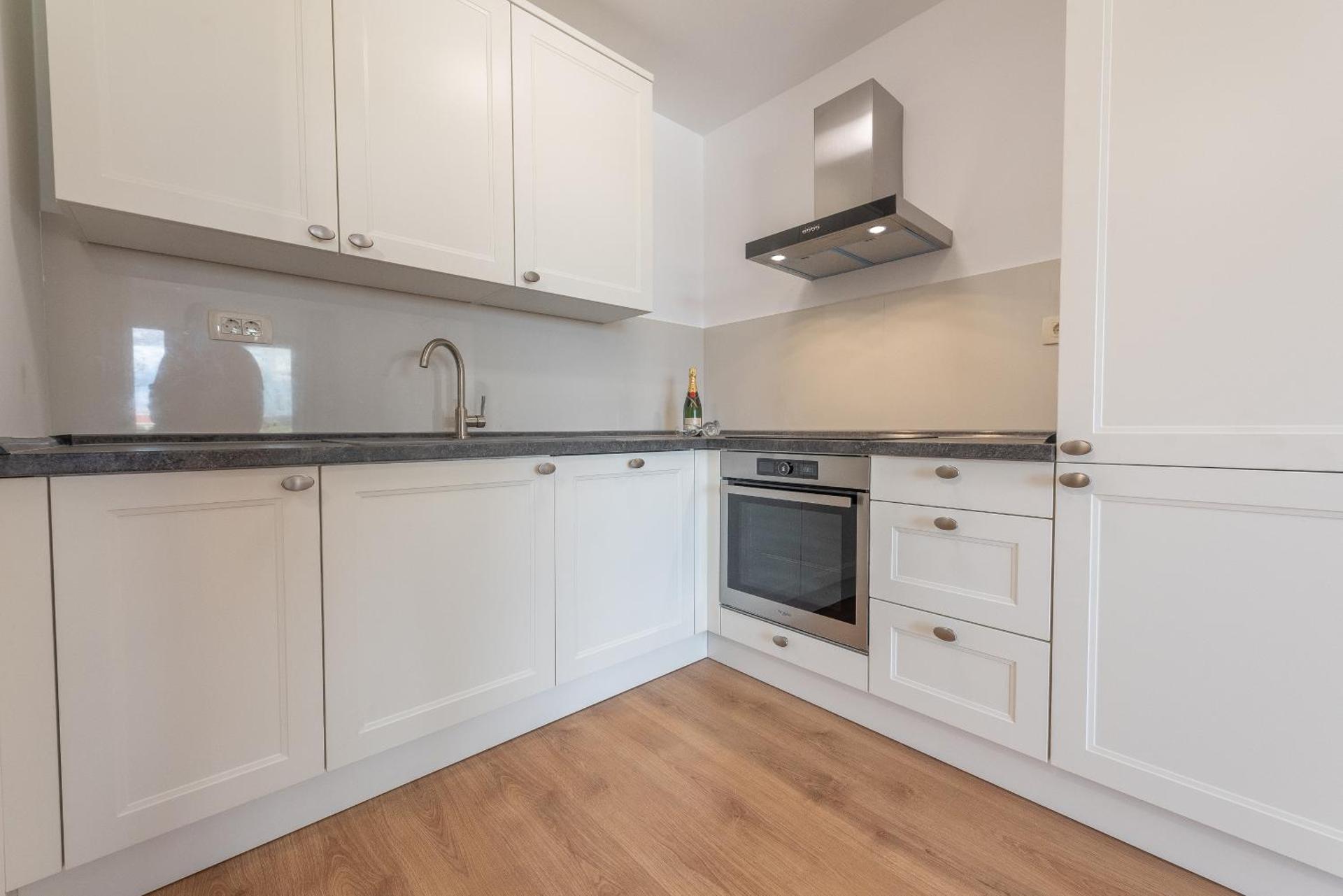 Two-Bedroom Deluxe Apartment with Balcony