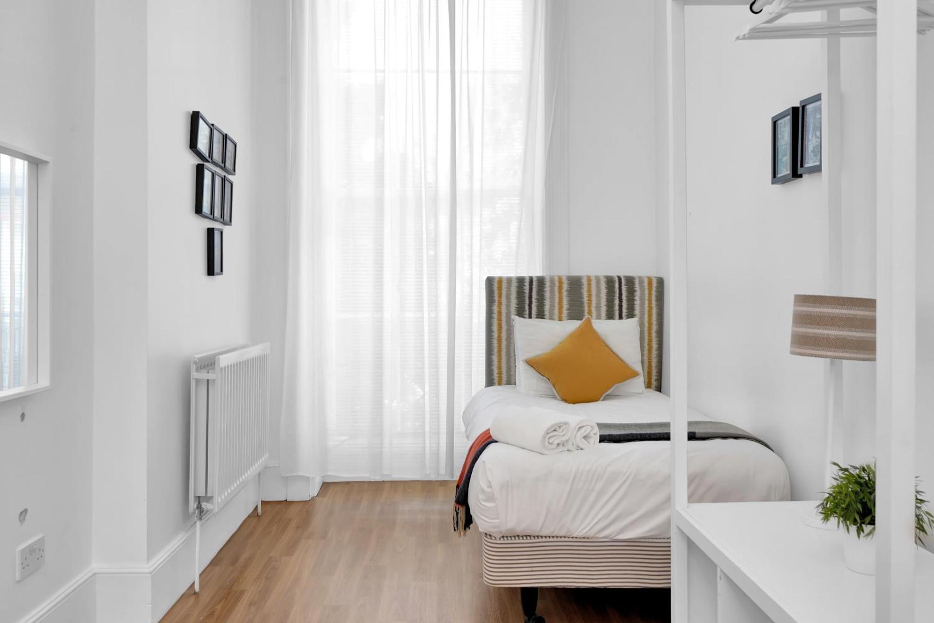 Bedford Place Hostels