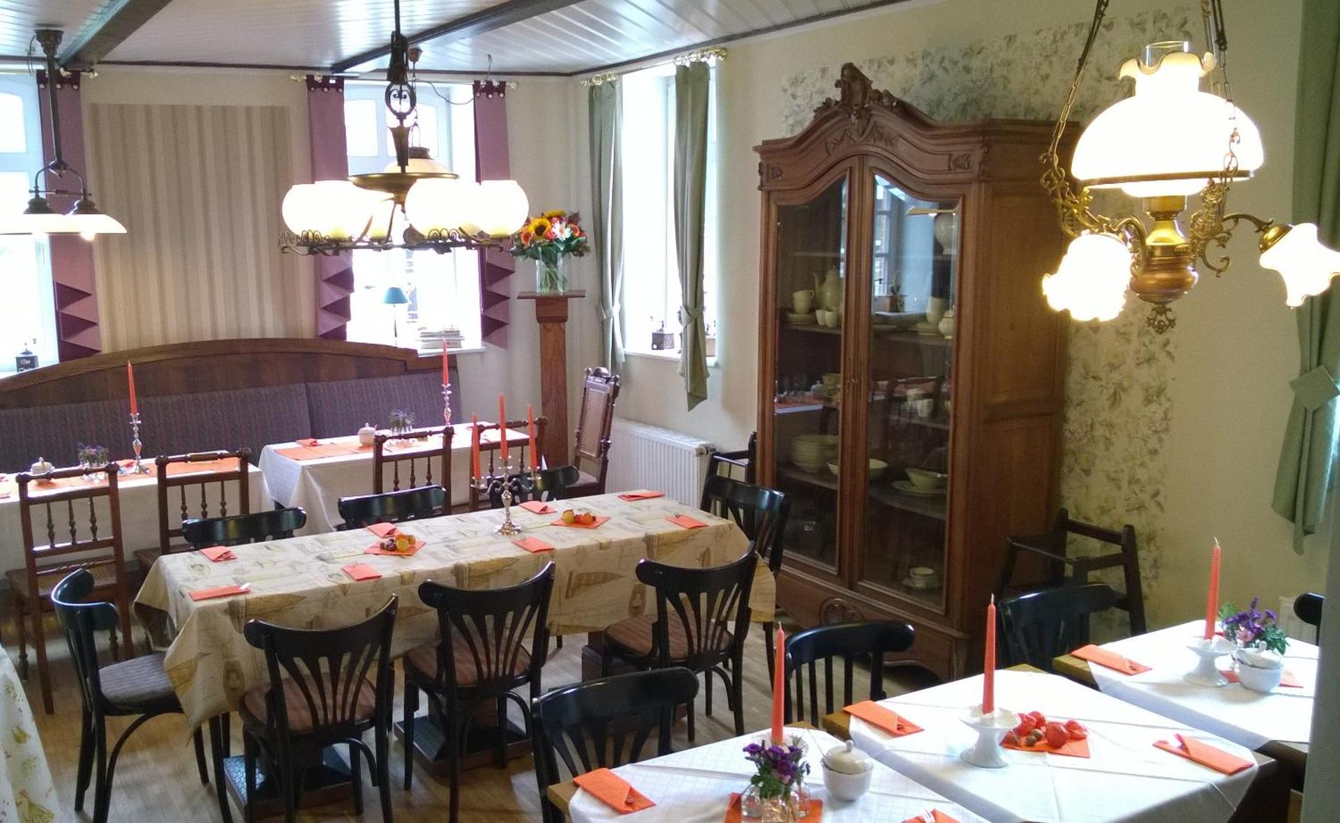 Restaurant/places to eat