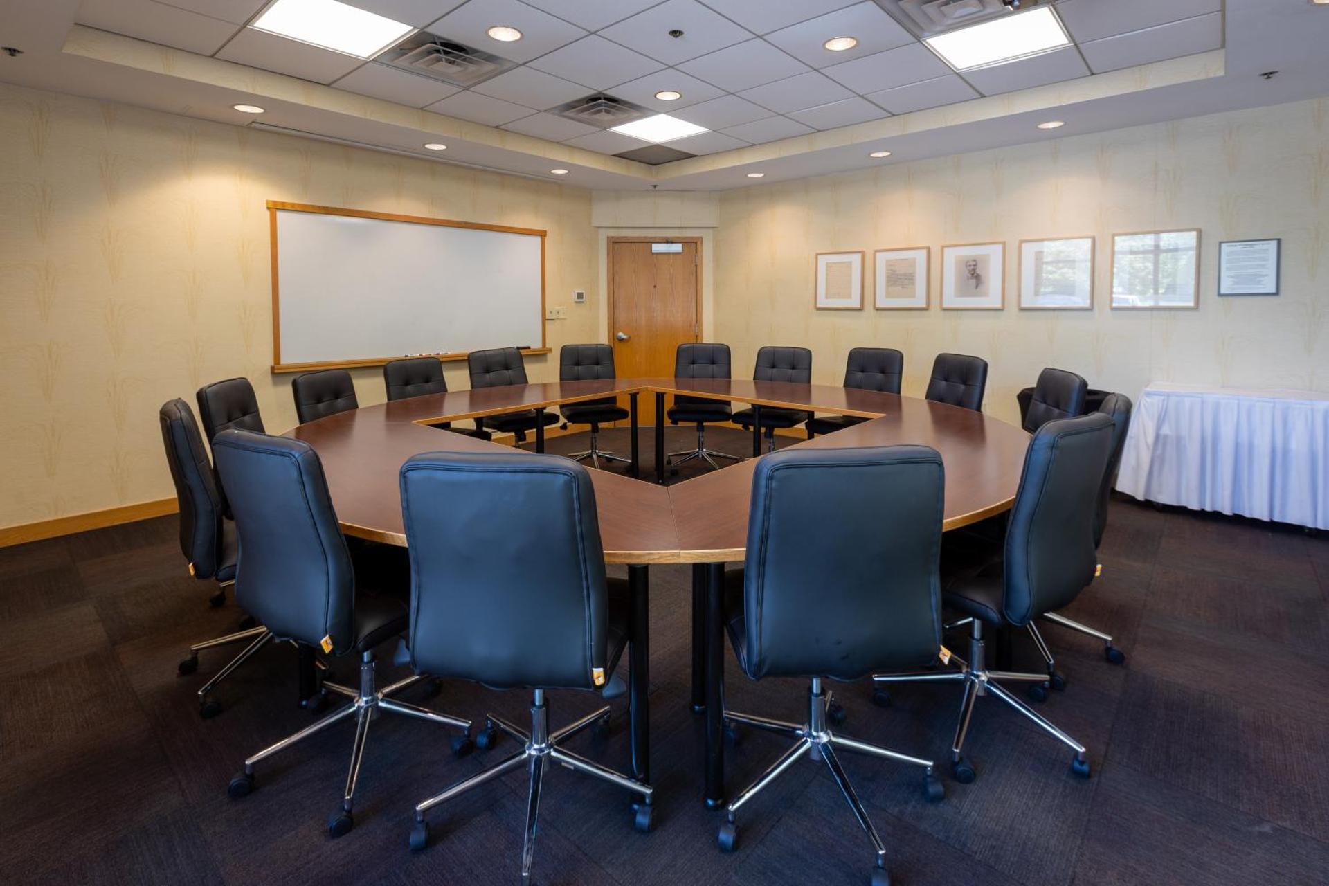 Meeting/conference room