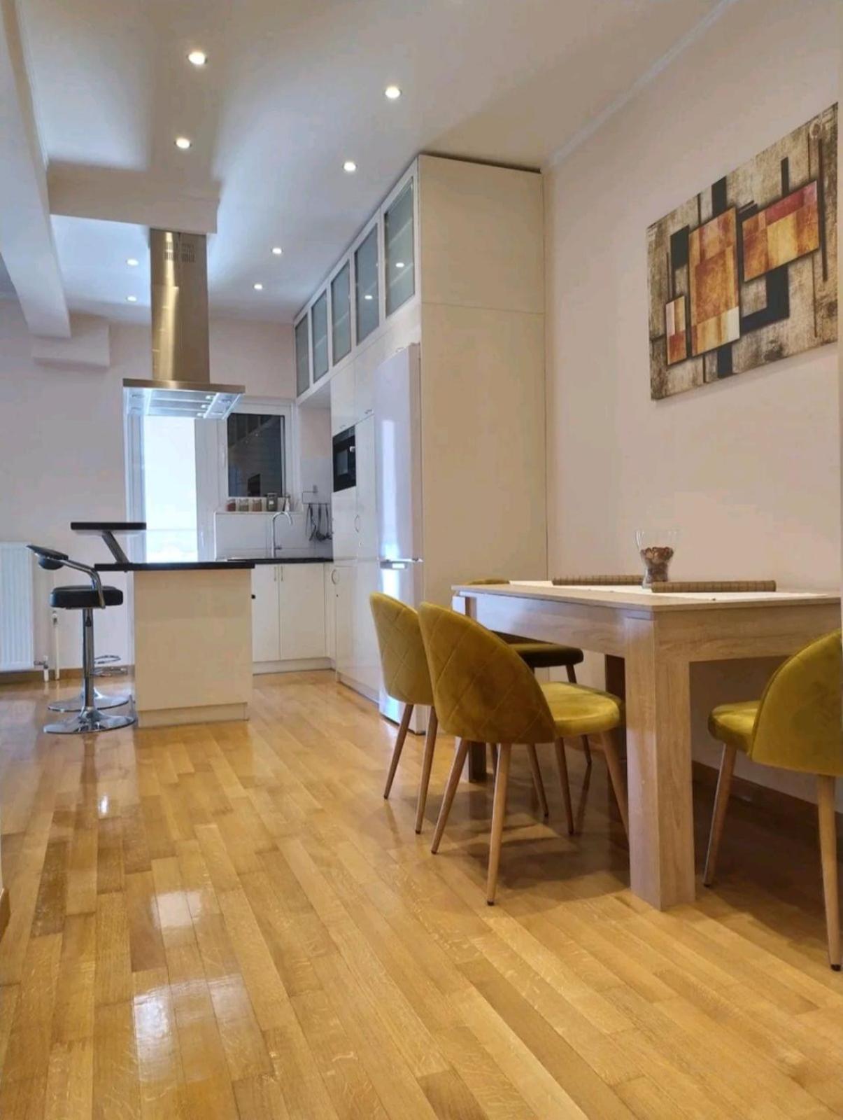 Stylish -Modern Apartment heart of Marousi