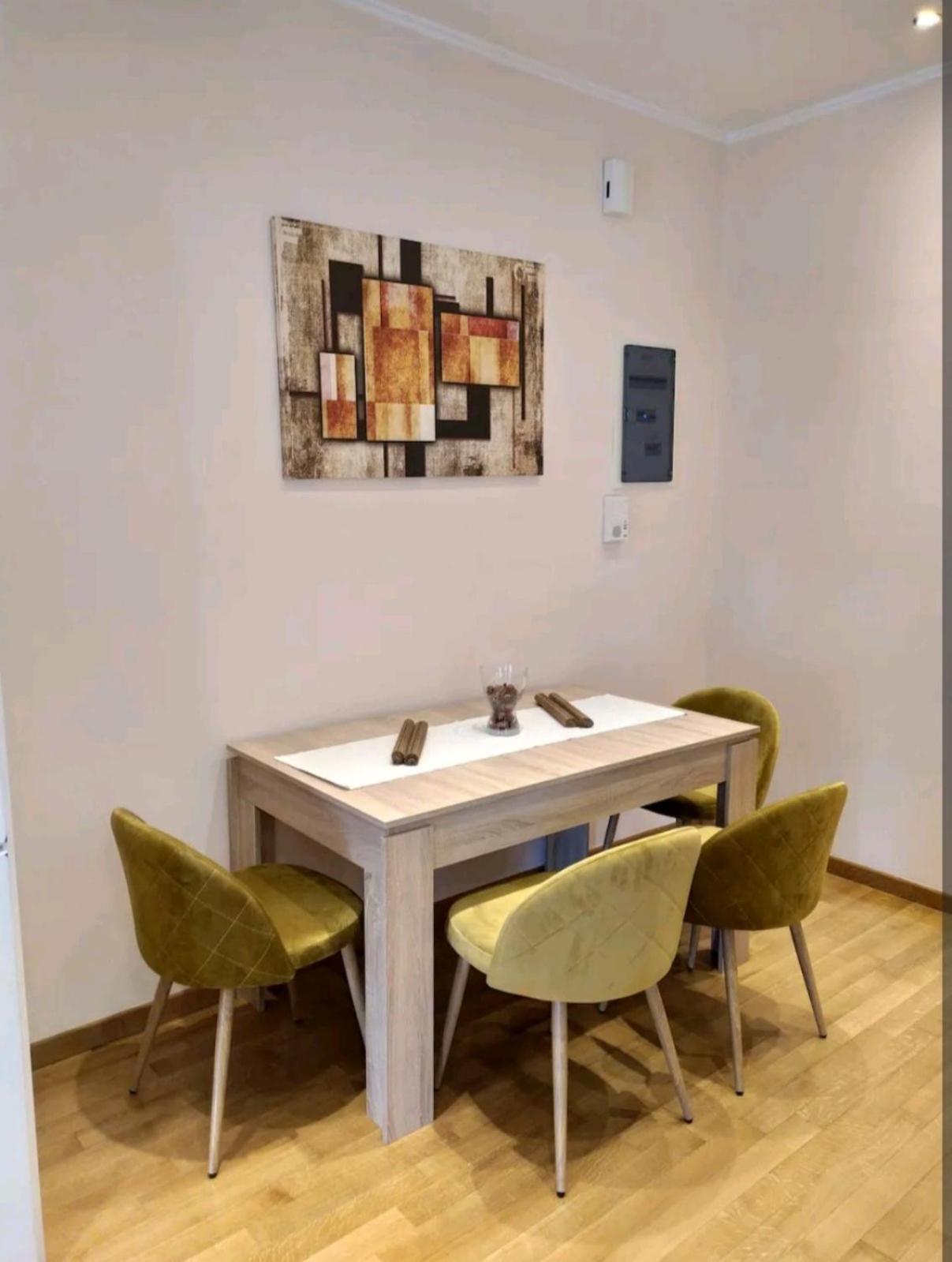 Stylish -Modern Apartment heart of Marousi