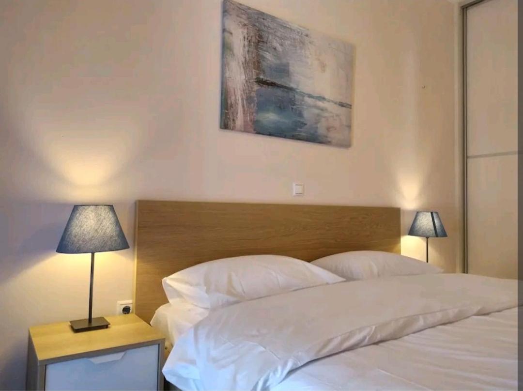 Stylish -Modern Apartment heart of Marousi