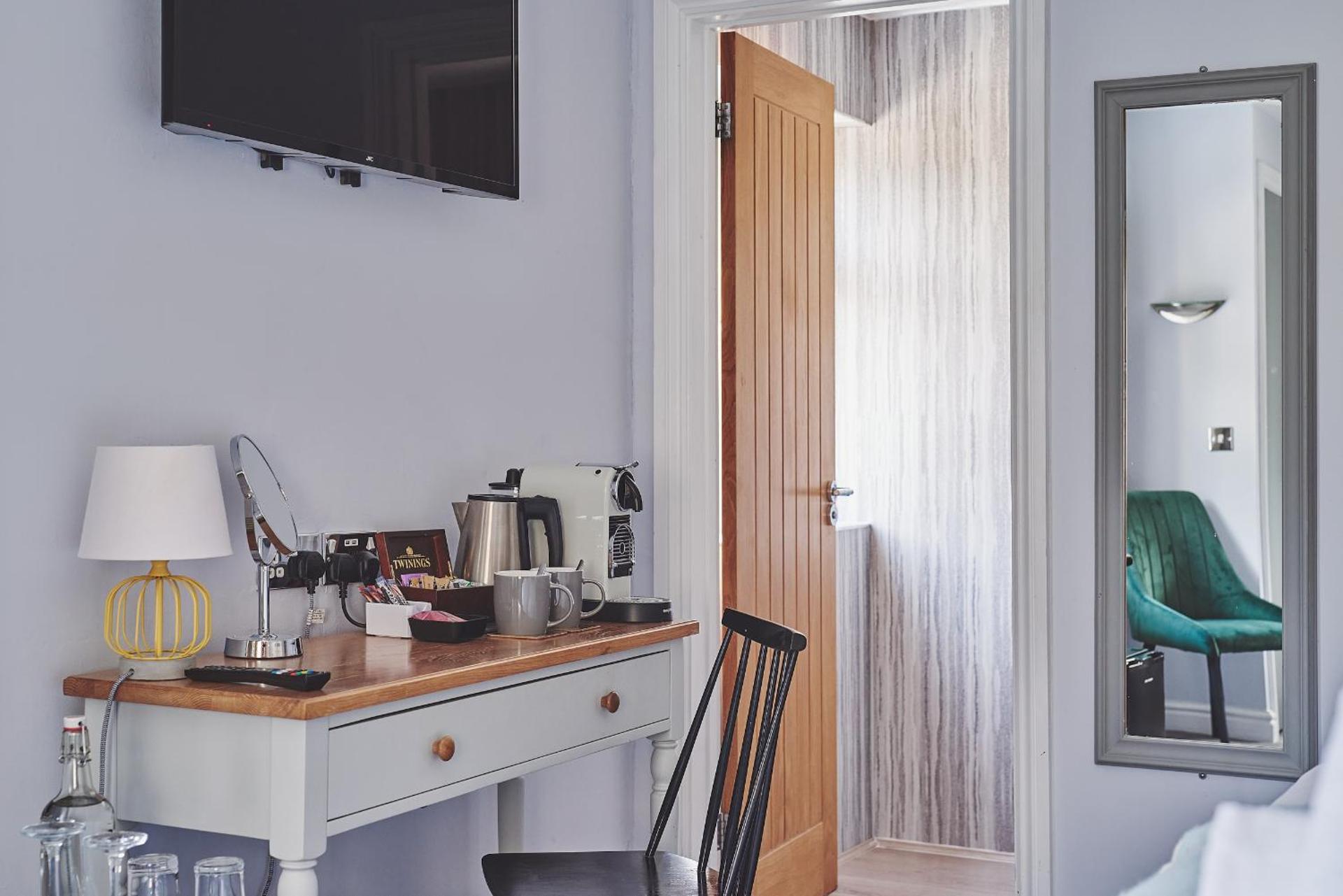 Coffee/tea facilities