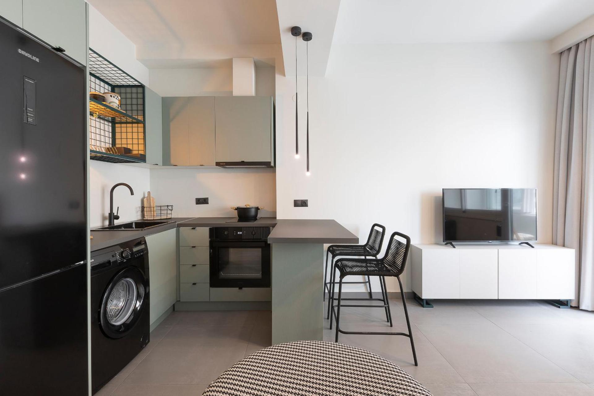 Kitchen or kitchenette