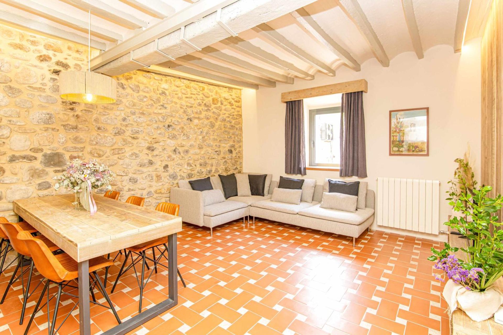 El Molino de Besalú Casa con jardín