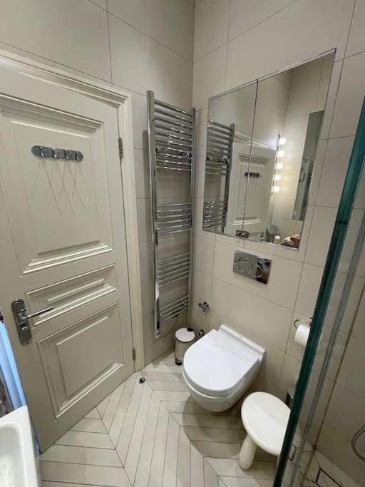 Stylish 3-bedroom flat in Kensington