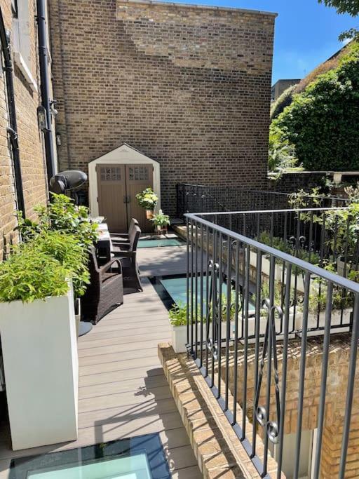 Stylish 3-bedroom flat in Kensington