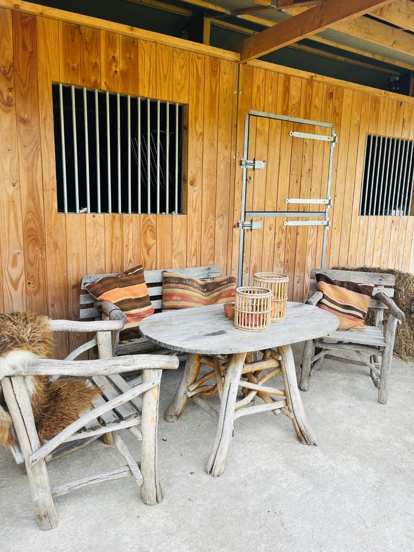 Comfort Tipi Marie, Tipi Bo Deluxe & tent Nicolaï - 'Glamping in stijl'