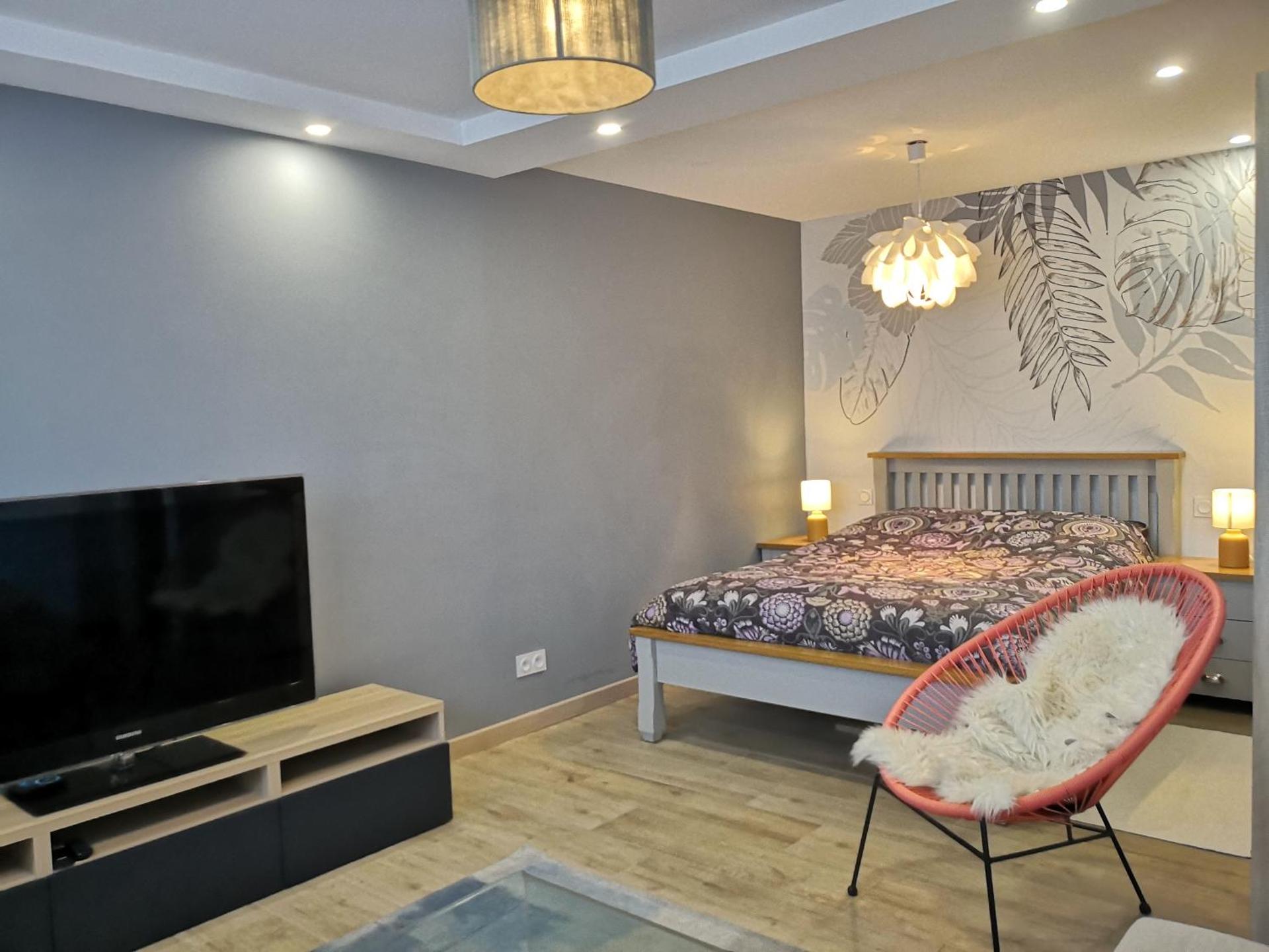 Petit Paradis Cosy T1 Bis 40m2 Indépendent Studio en Maison avec Jardin & Parking Gratuit