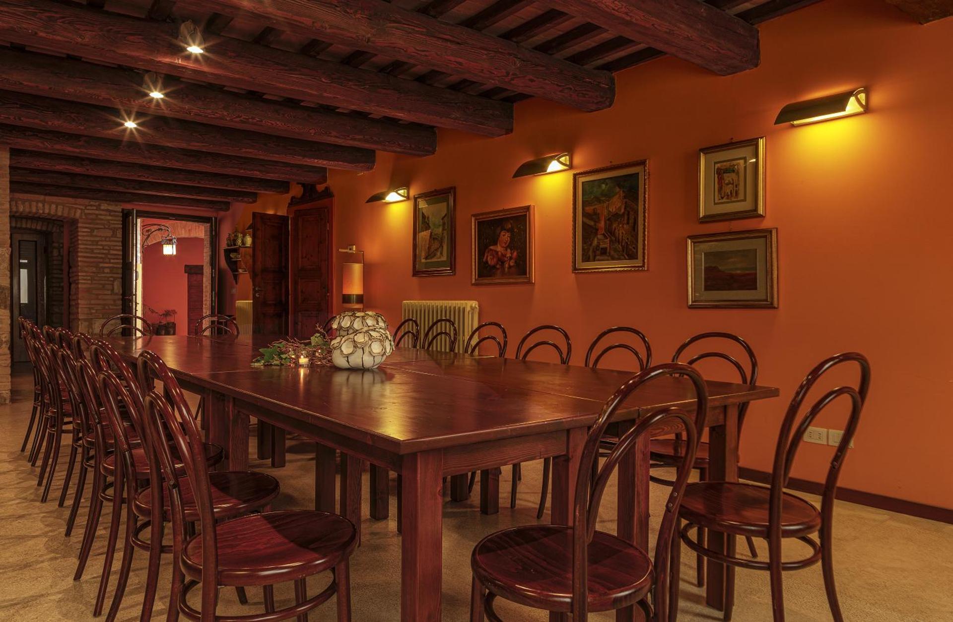 Communal lounge/ TV room