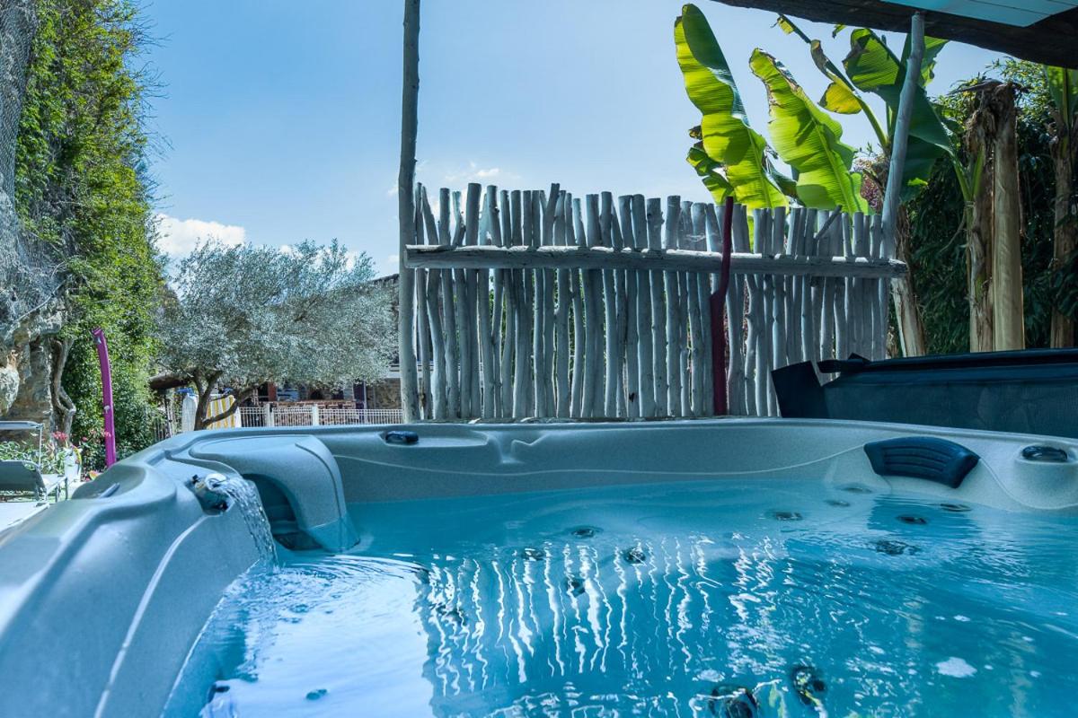 Gîte cévenol avec SPA et Piscine privatifs