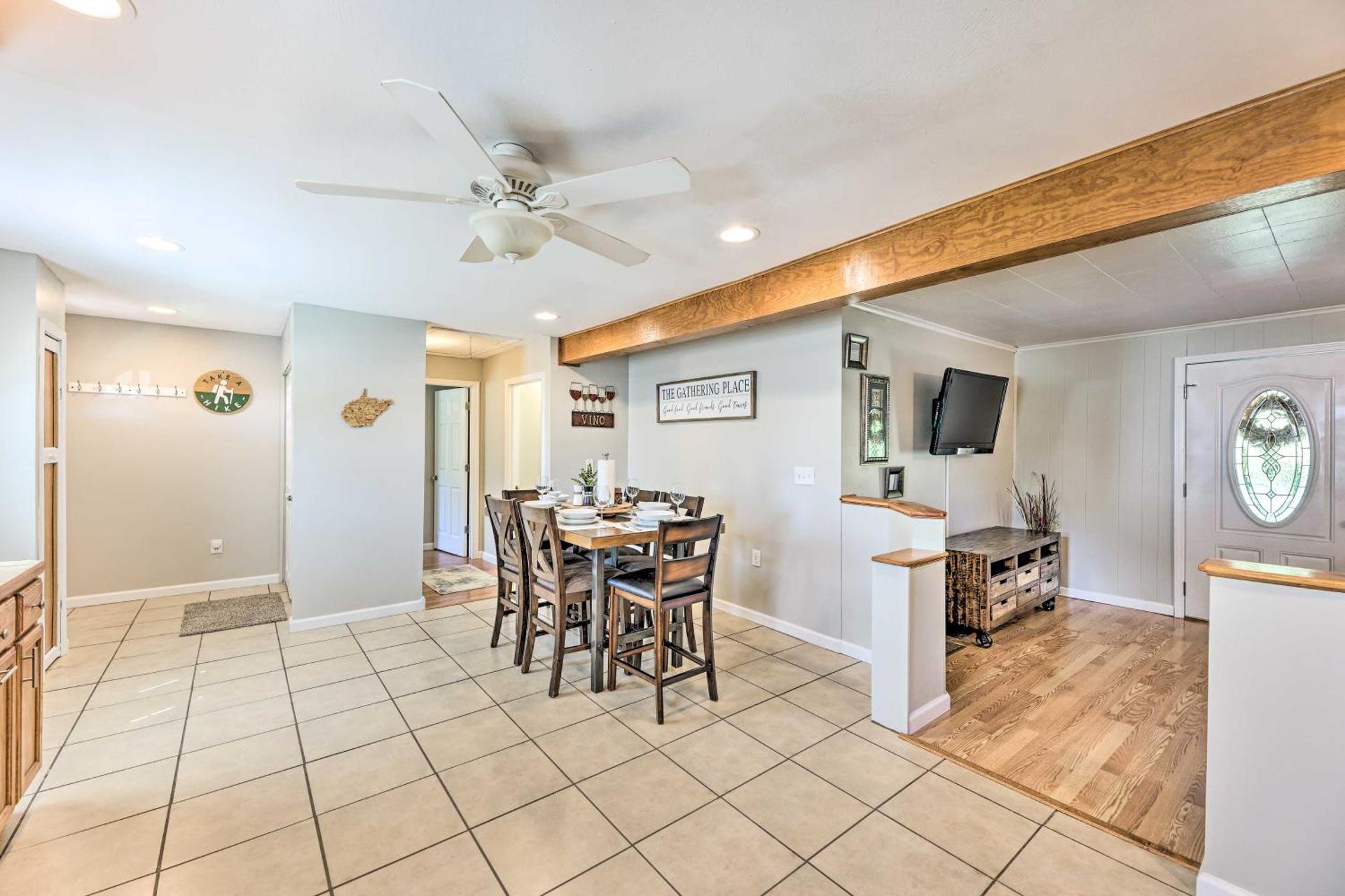 Family-Friendly Sanctuary BBQ, Patio and Yard