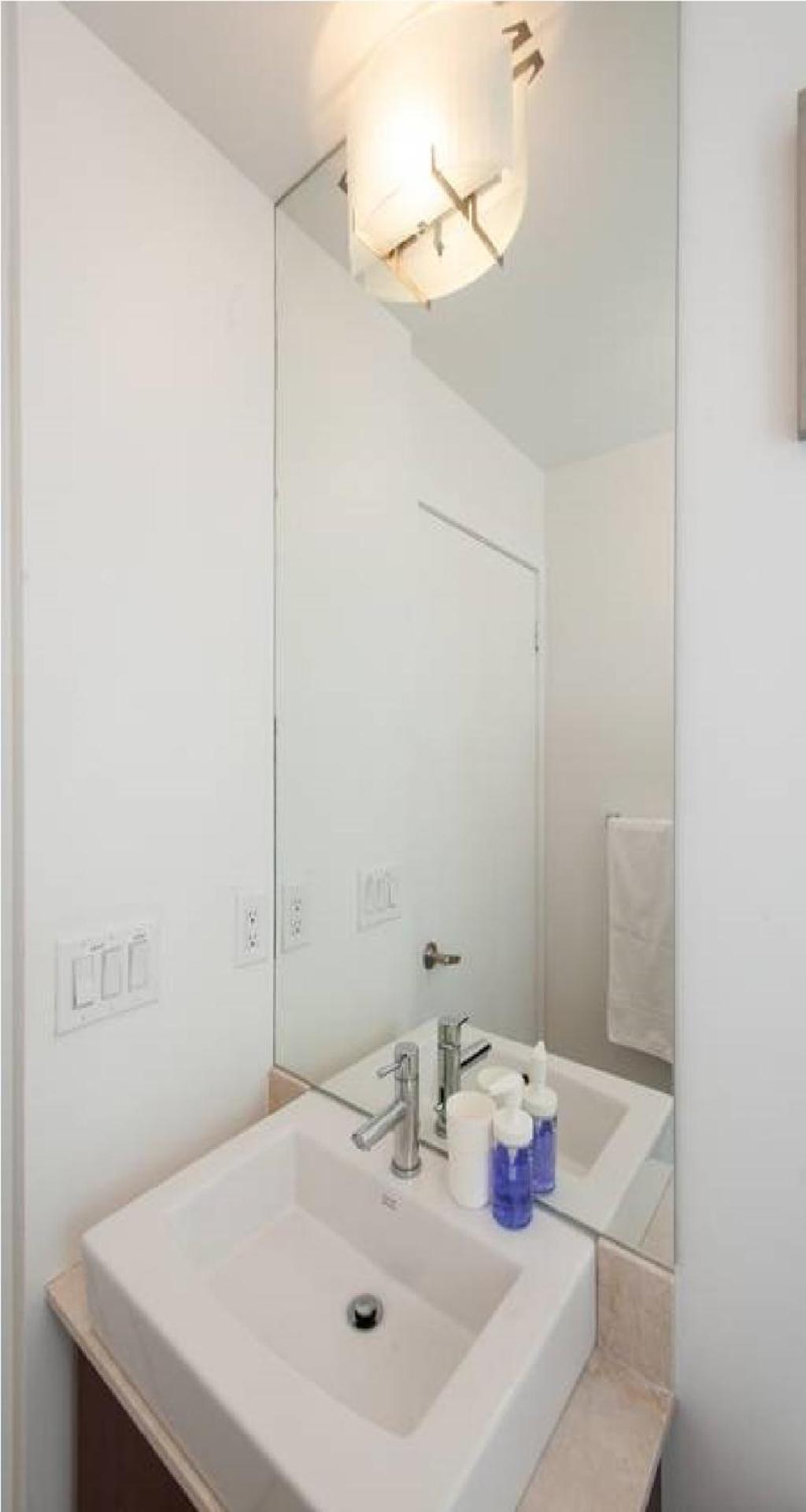 Toronto Downtown Core Two Bedroom Condo with CN Tower View, Free Parking