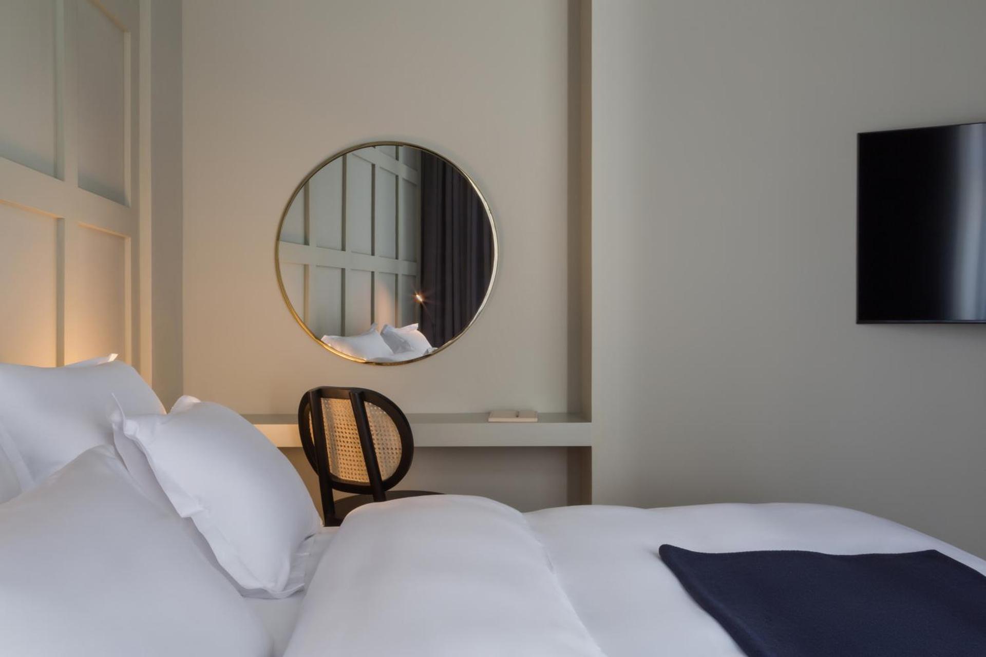 Bona Fide Main Square Designer Apartments