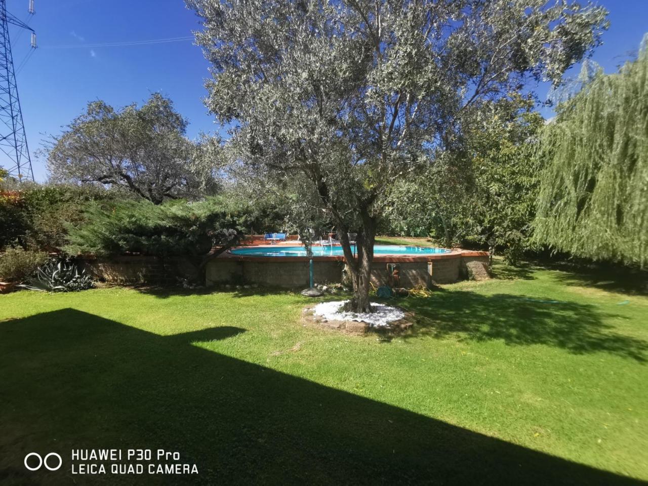 villa di charme con piscina e jacuzzi tra Roma e Viterbo