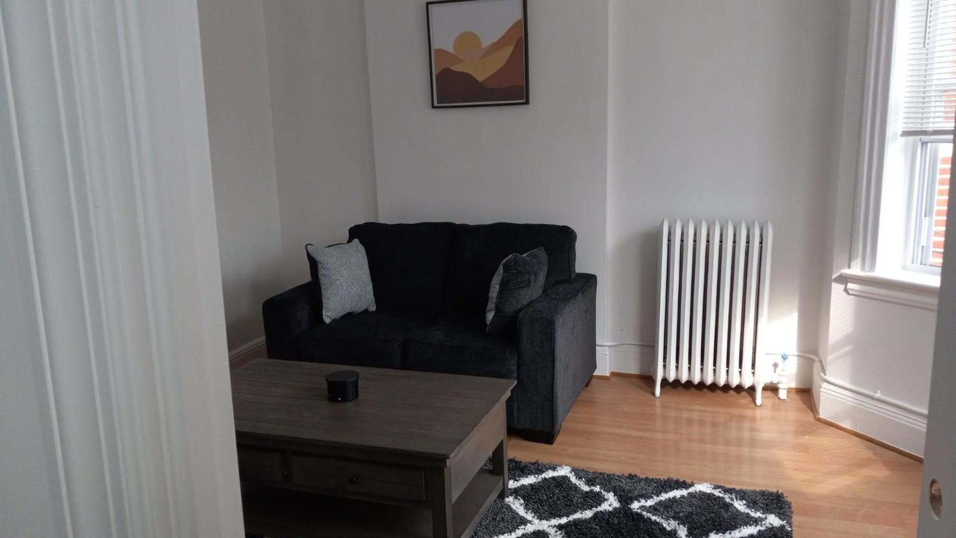 Warm 3 BR for U Near Manhattan View, 15 Min to NYC