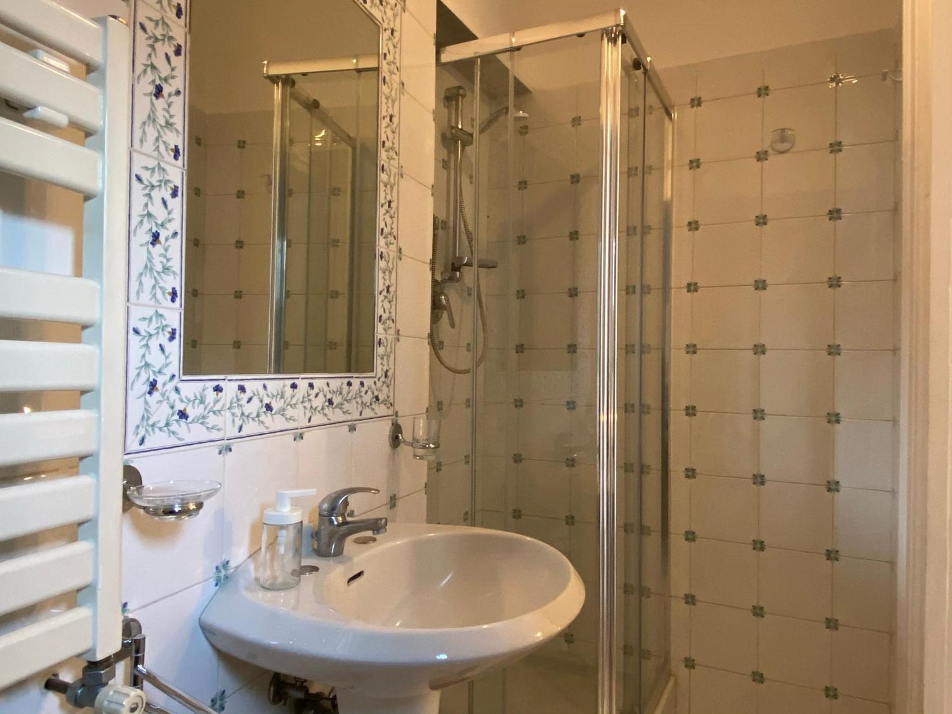 Rooms in San Domenico Maggiore 3